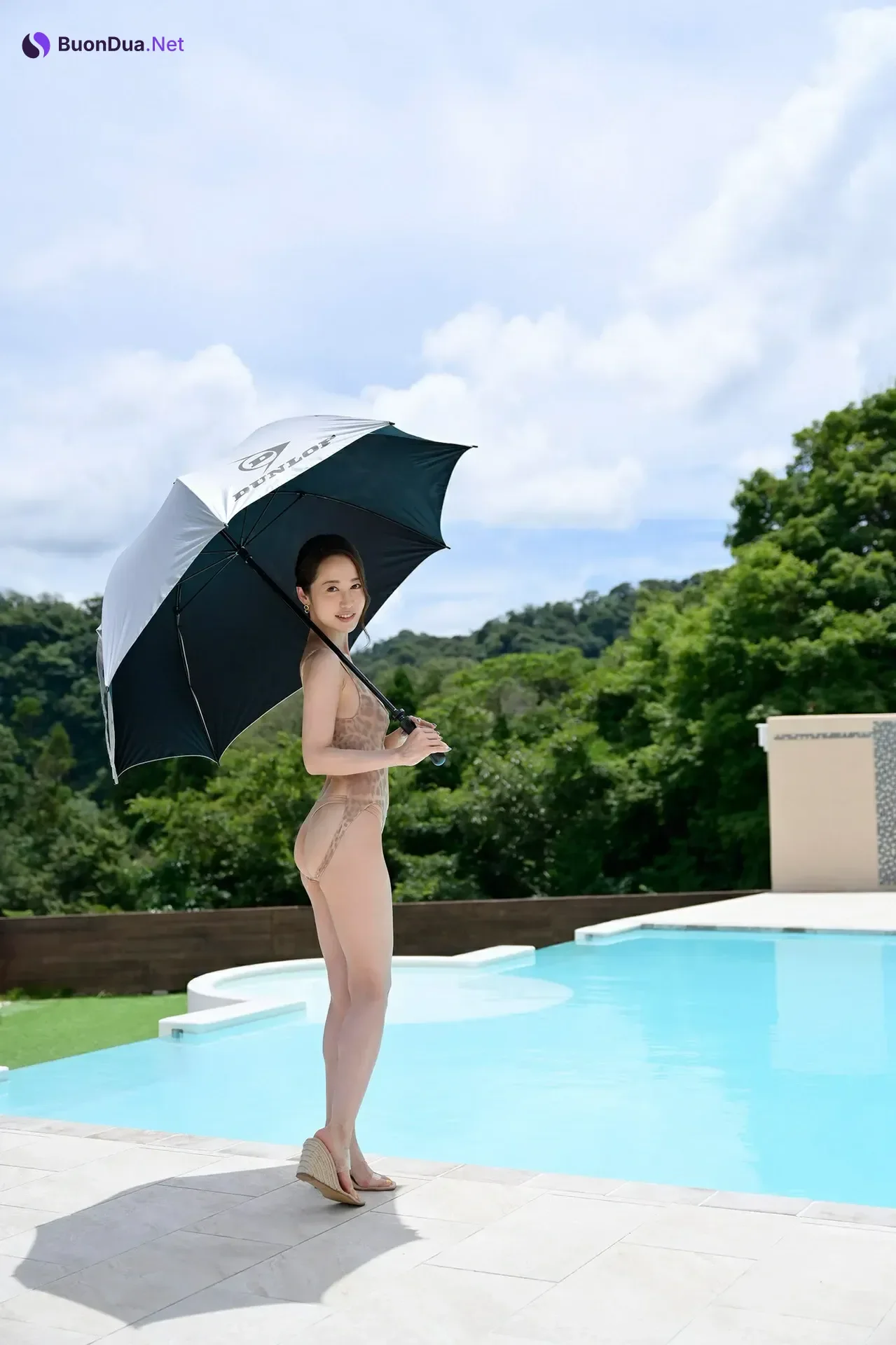 Yu Shinoda 篠田ゆう, 週刊ポストデジタル写真集 「避暑地で出会ったオンナ」 Set.02 - Photo 10