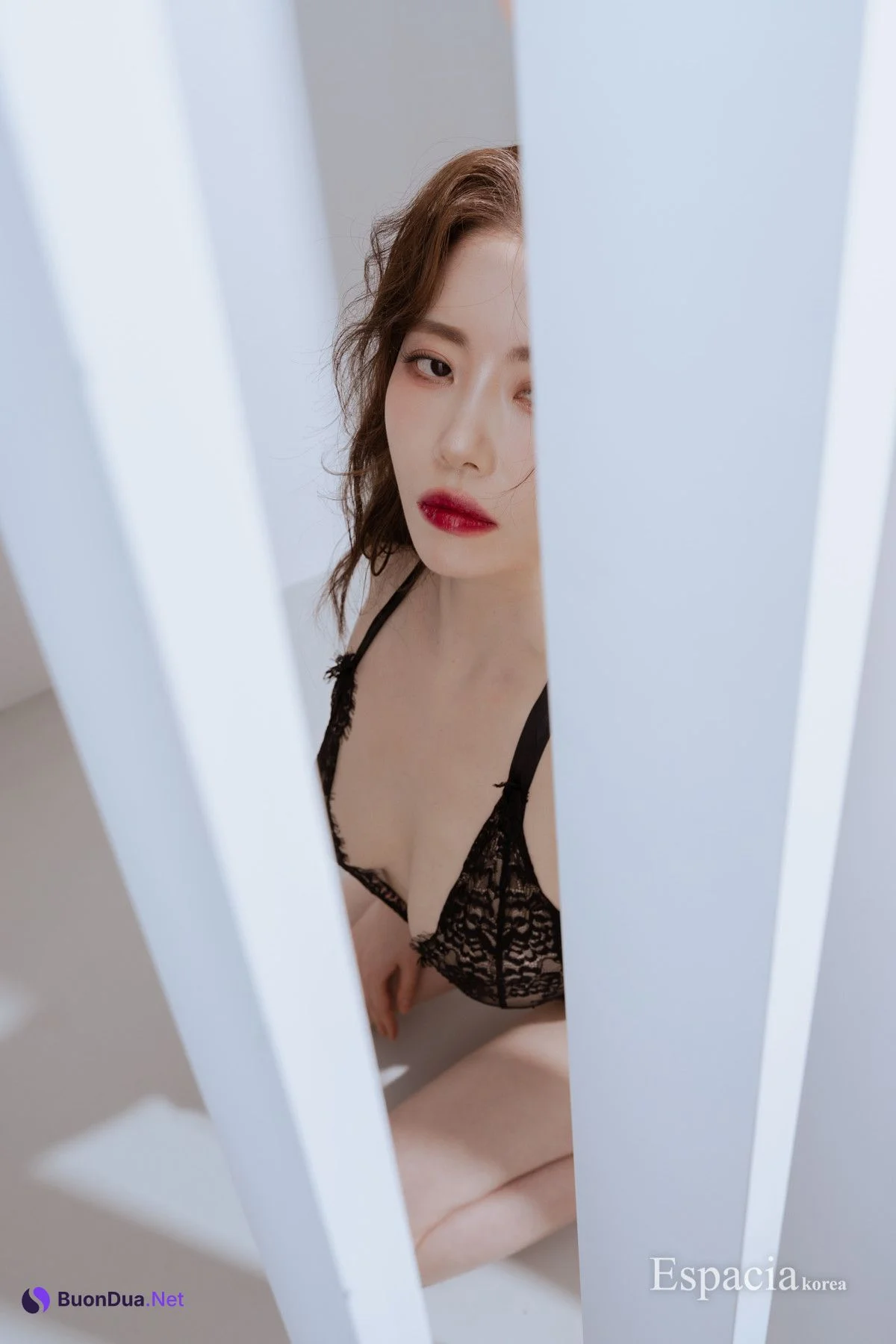 YUA 유아, Espacia Korea EHC#129 - Photo 4
