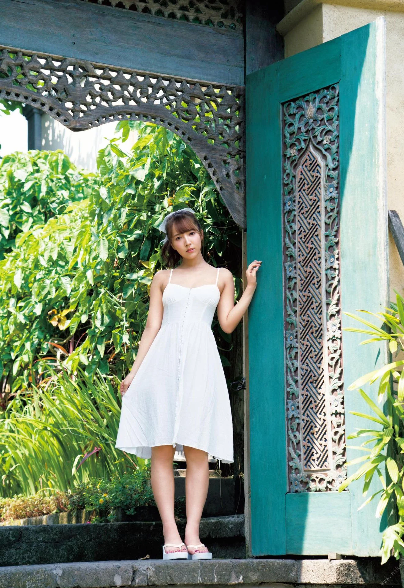 Yua Mikami 三上悠亜, 写真集 [Your Eyes] Set.02