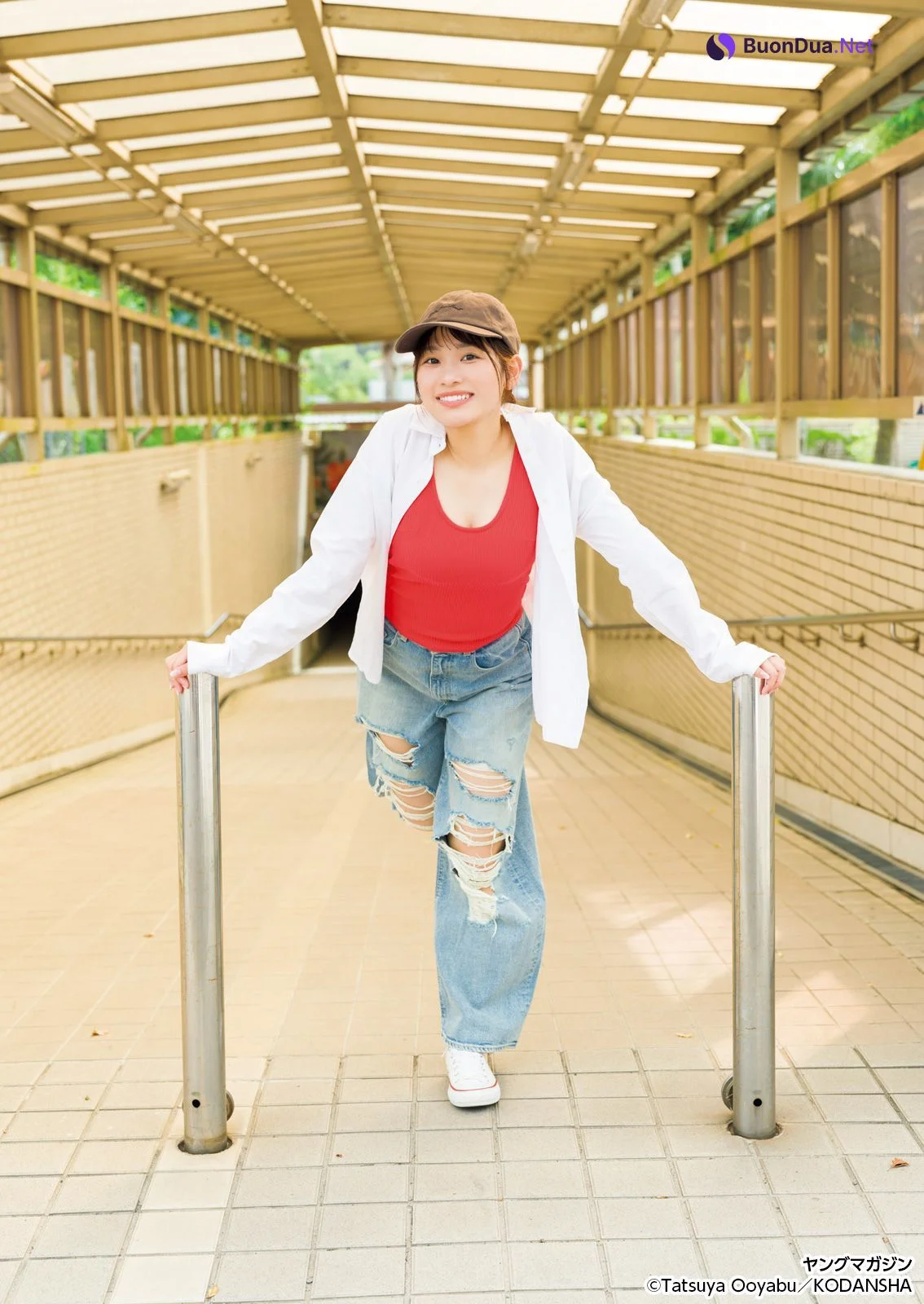 Yua Uenohori 上ノ堀結愛, Maika 舞香, Young Magazine 2025 No.37 (ヤングマガジン 2025年37号) - 사진 10
