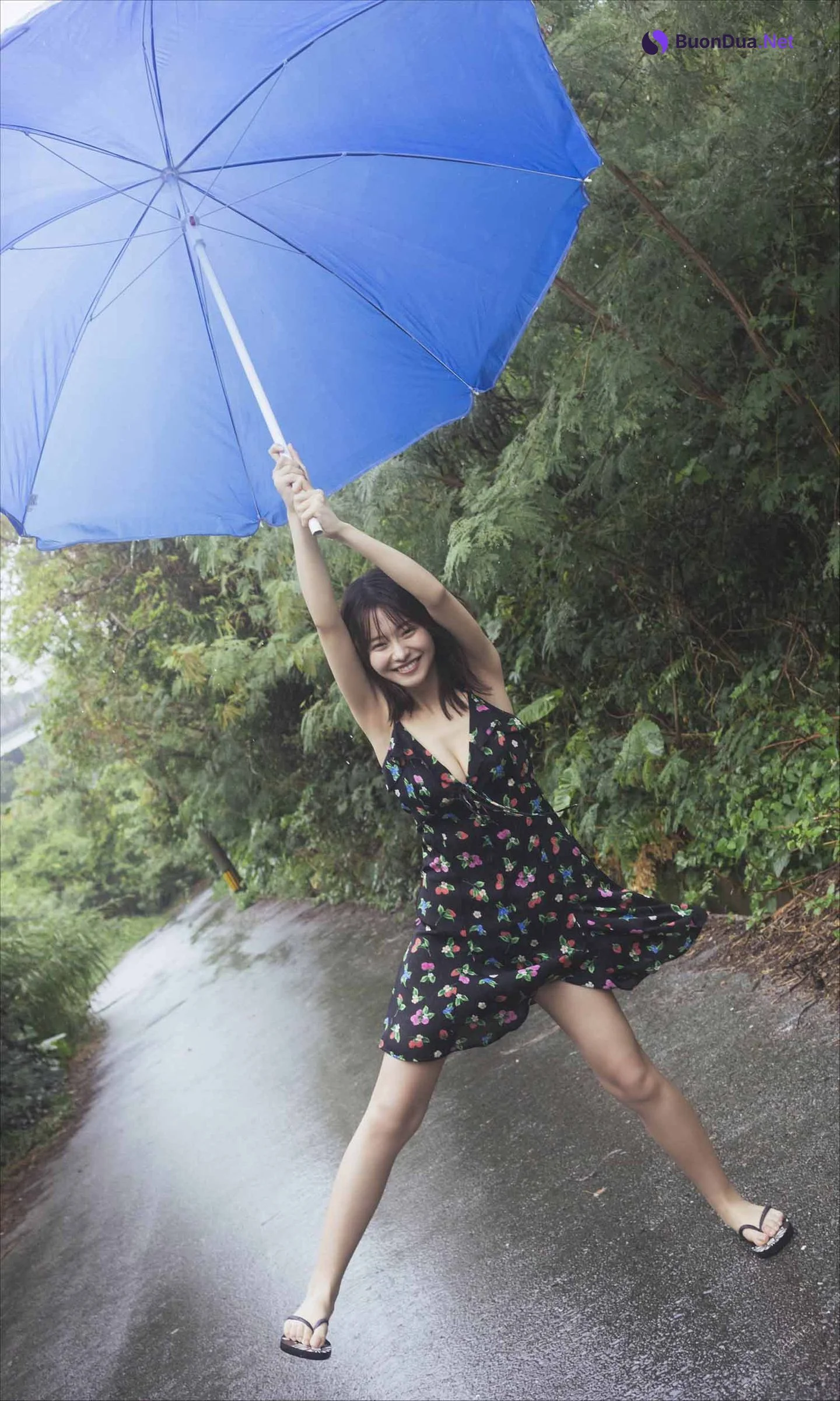 Yui Asakura 浅倉唯, 週プレ Photo Book 雨トキドキ唯。 Set.02 - Photo 4