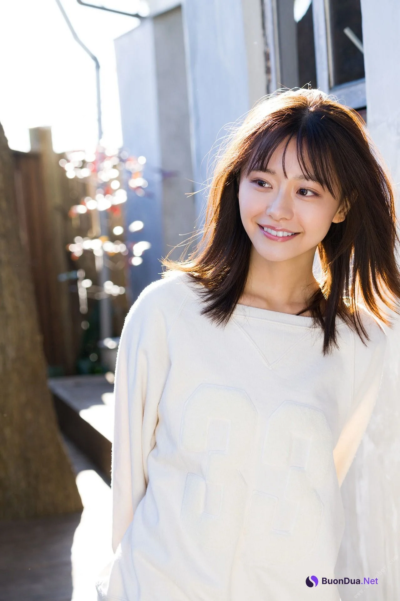 Yui Asakura 浅倉唯, デジタル限定 熱いのは誰のせい スピサン グラビアフォトブック Set.01 - Photo 2