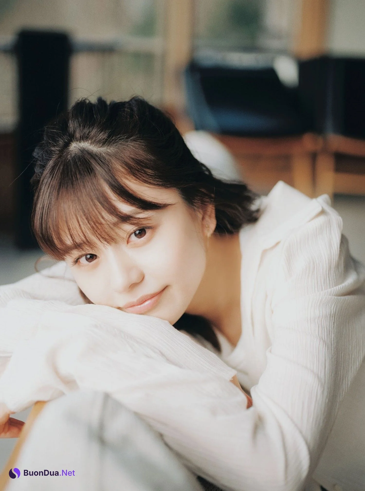 Yui Asakura 浅倉唯, Shonen Sunday 2023 No.17 (週刊少年サンデー 2023年17号) - Photo 11