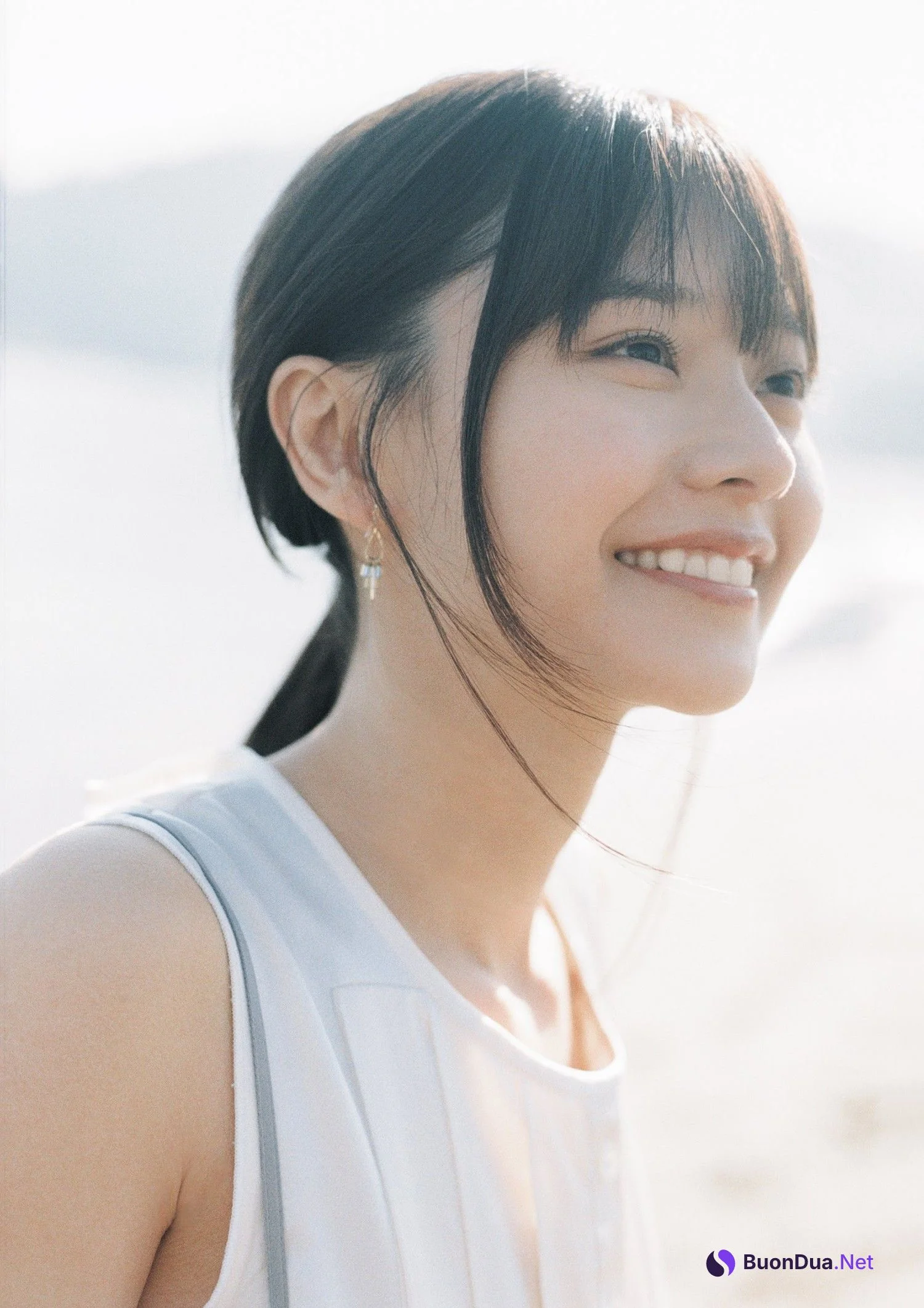Yui Asakura 浅倉唯, Shonen Sunday 2023 No.17 (週刊少年サンデー 2023年17号) - Photo 14