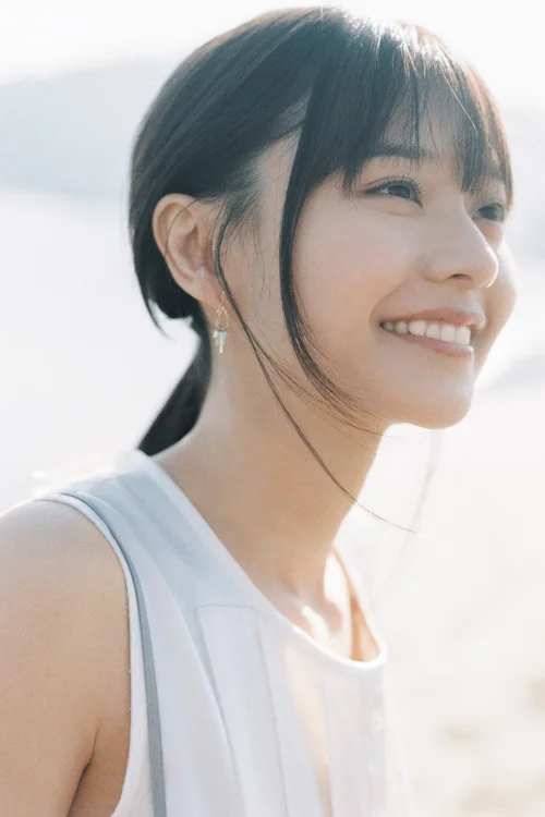 Yui Asakura 浅倉唯, Shonen Sunday 2023 No.17 (週刊少年サンデー 2023年17号)