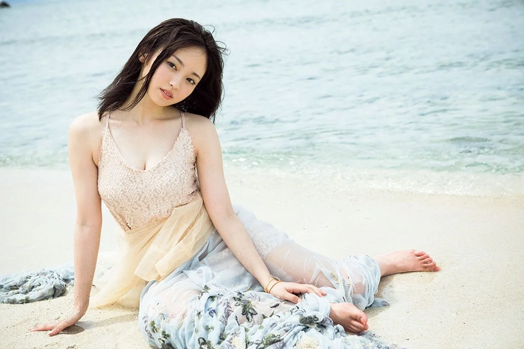 Yui Imaizumi 今泉佑唯, Young Magazine 2019 No.42 (ヤングマガジン 2019年42号)