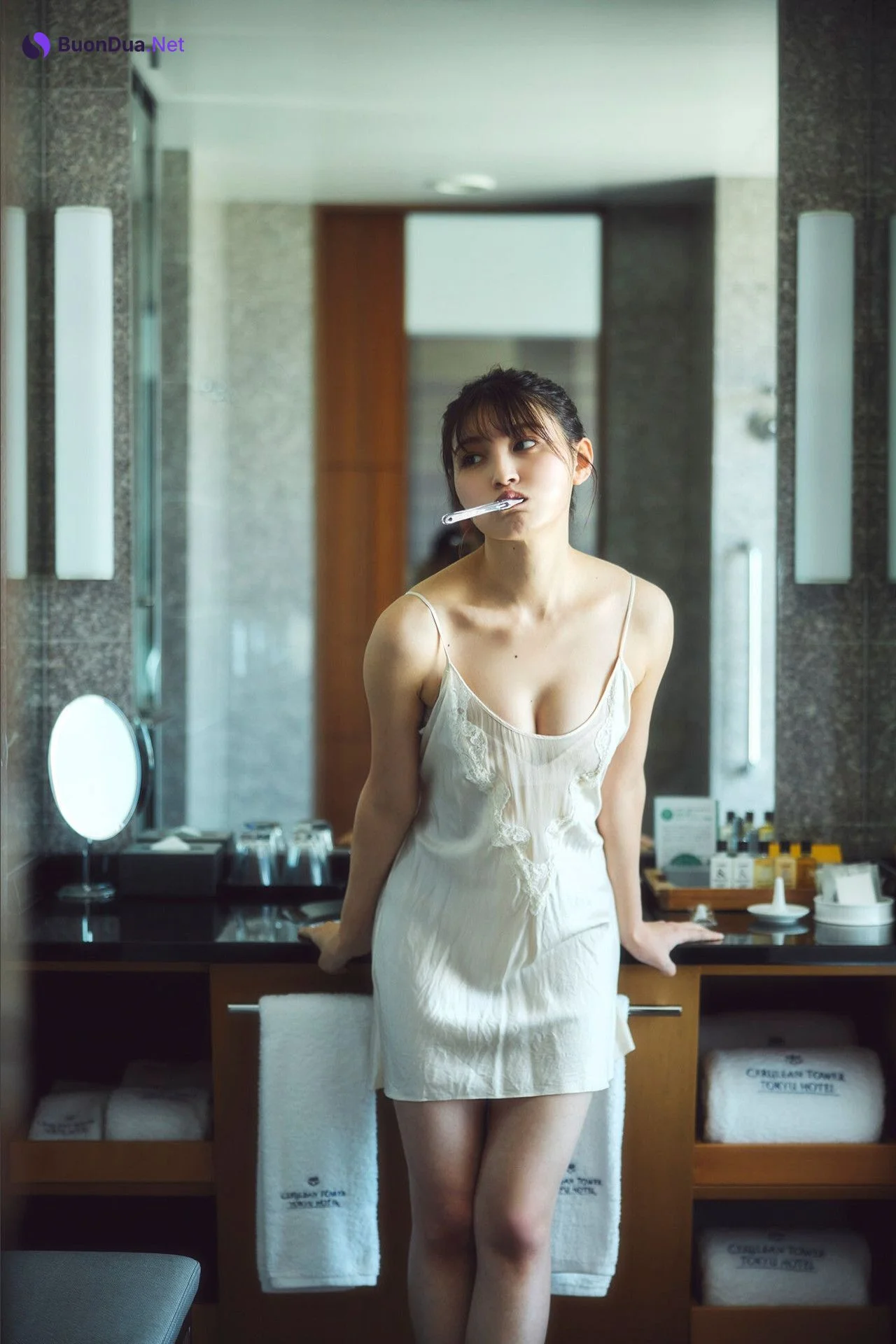 Yui Kojina 神志那結衣, SPA！デジタル写真集 「赤いドレスを脱いだら……」 Set.02 - 사진 2