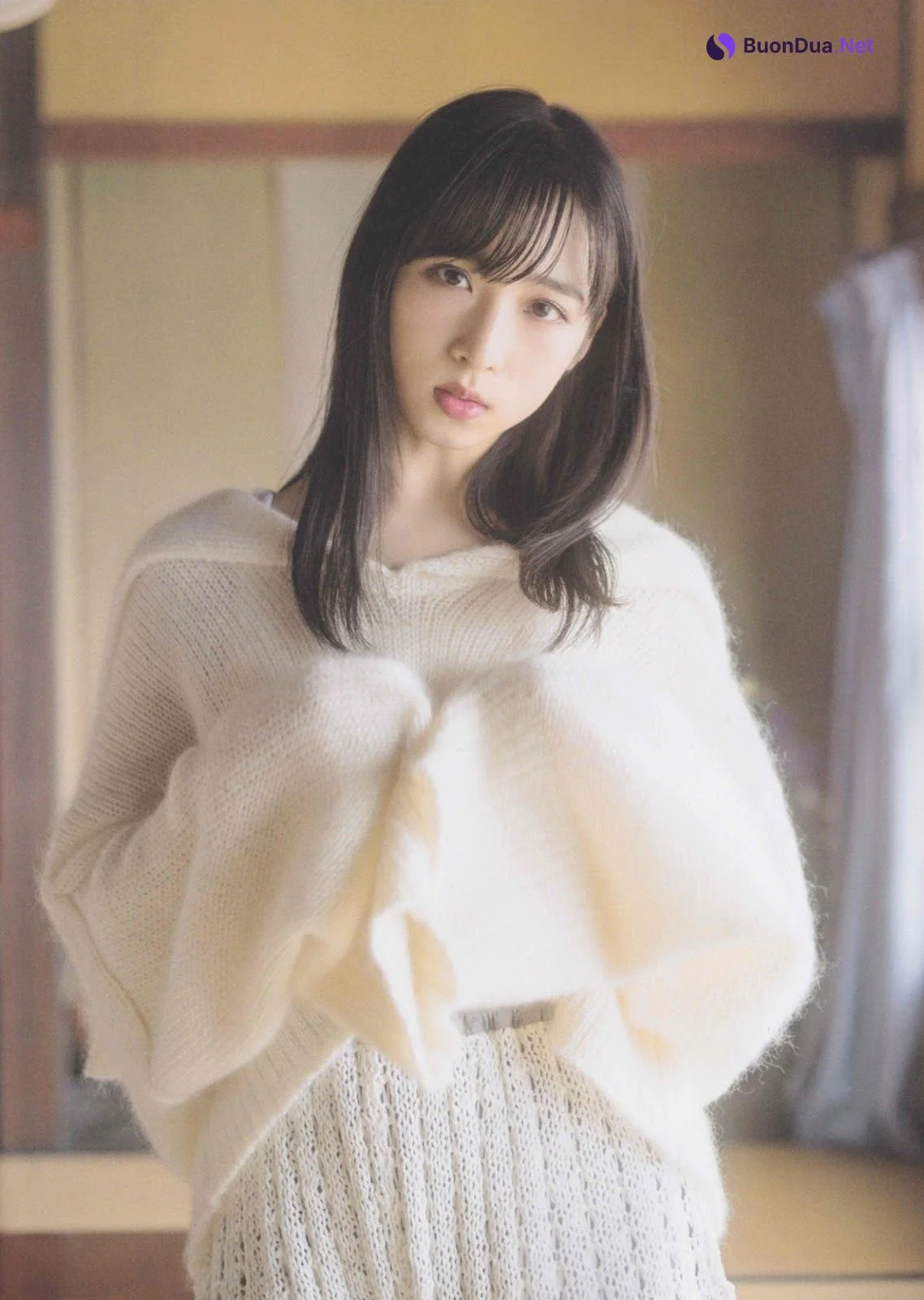 Yui Oguri 小栗有以, B.L.T Graph 2019年4月号 Vol.42 - Photo 5
