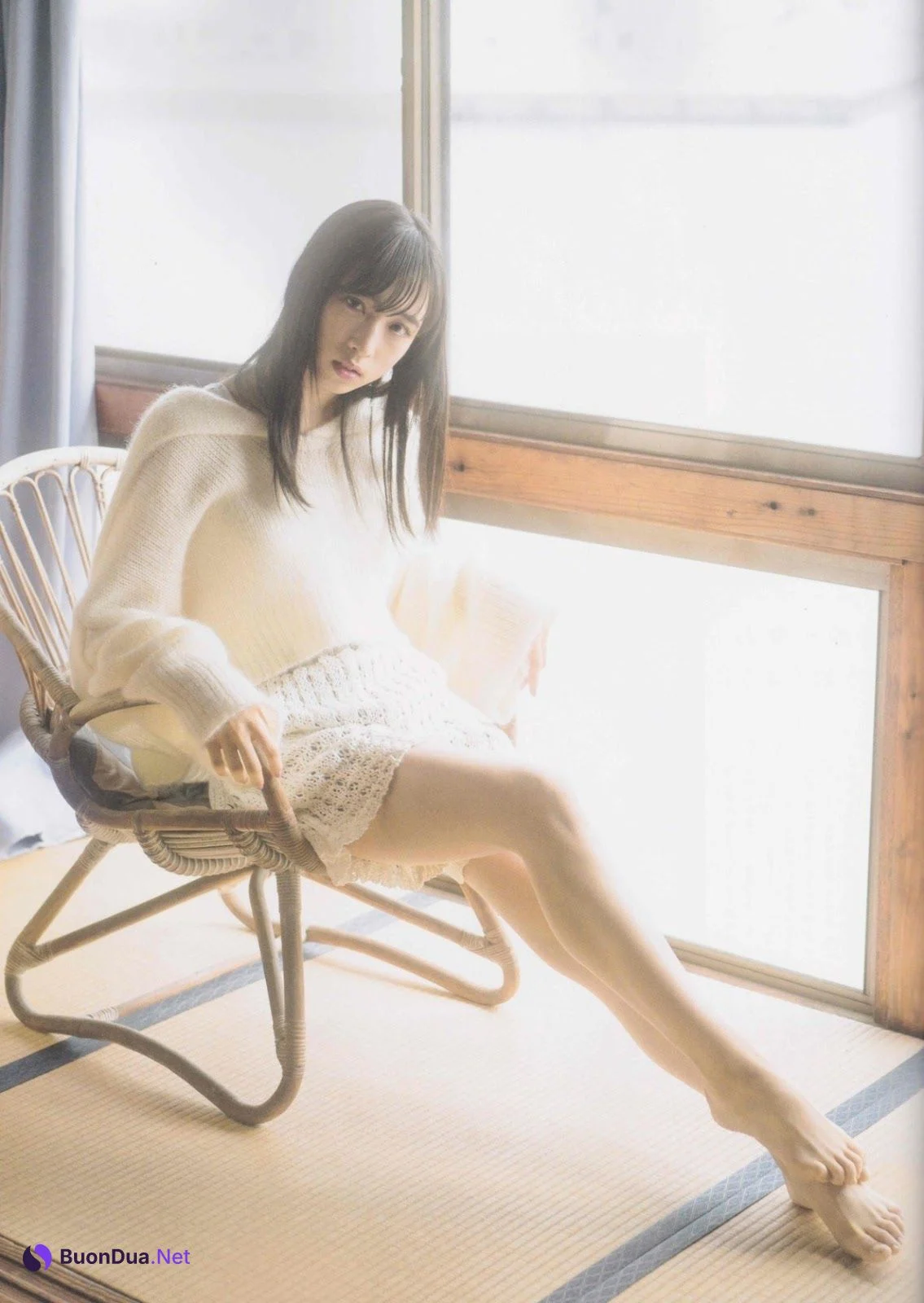 Yui Oguri 小栗有以, B.L.T Graph 2019年4月号 Vol.42 - Photo 6