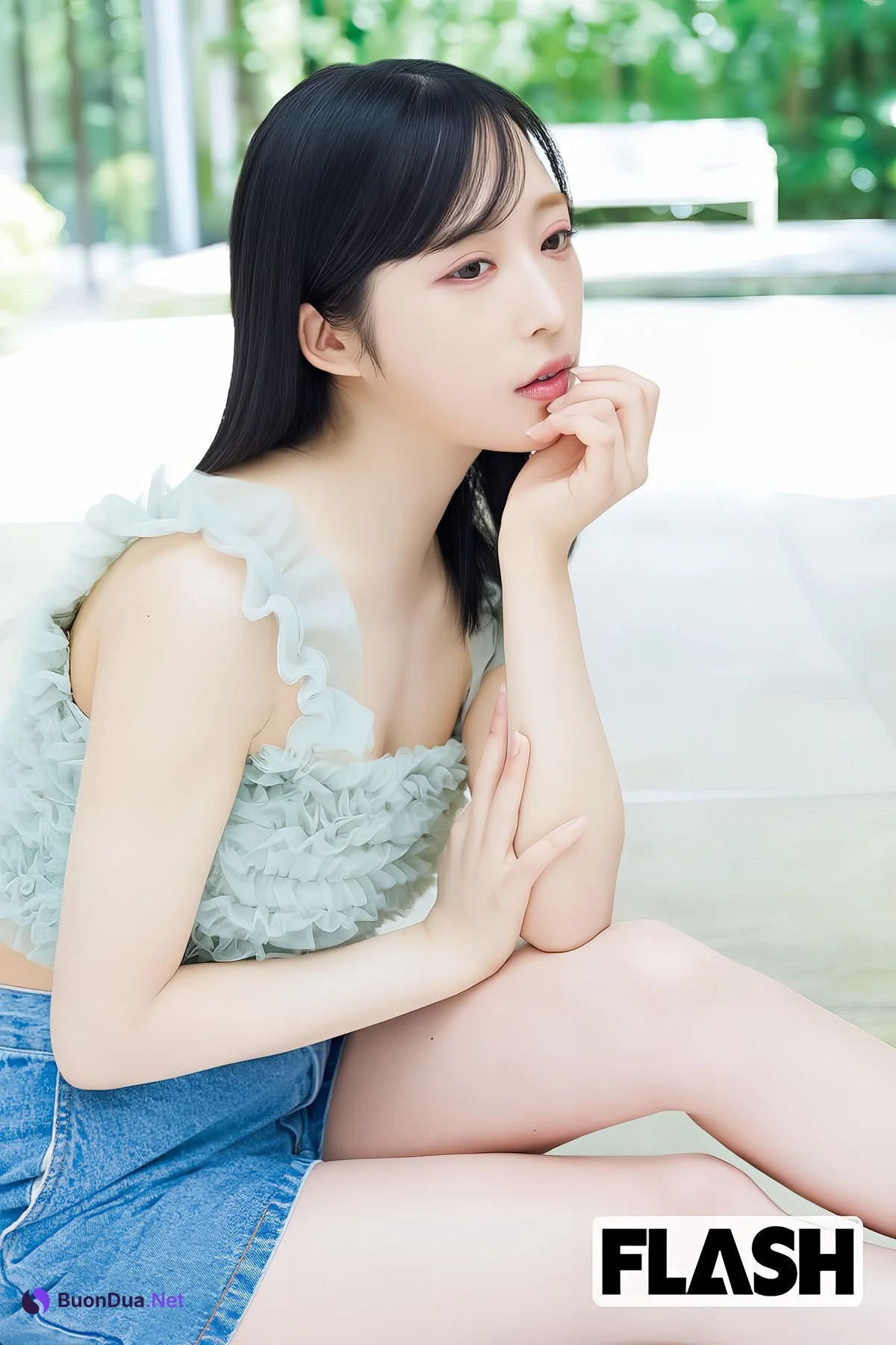 Yui Oguri 小栗有以, FLASH 2024.10.15 (フラッシュ 2024年10月15日号) - Photo 5