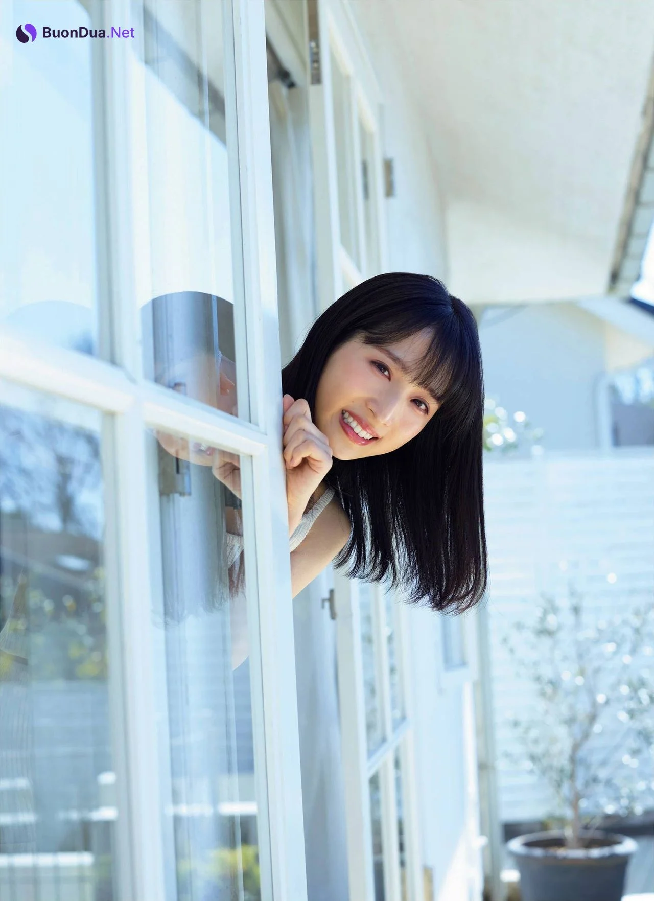 Yui Oguri 小栗有以, FRIDAY 2021.04.09 (フライデー 2021年4月9日号) - Photo 4