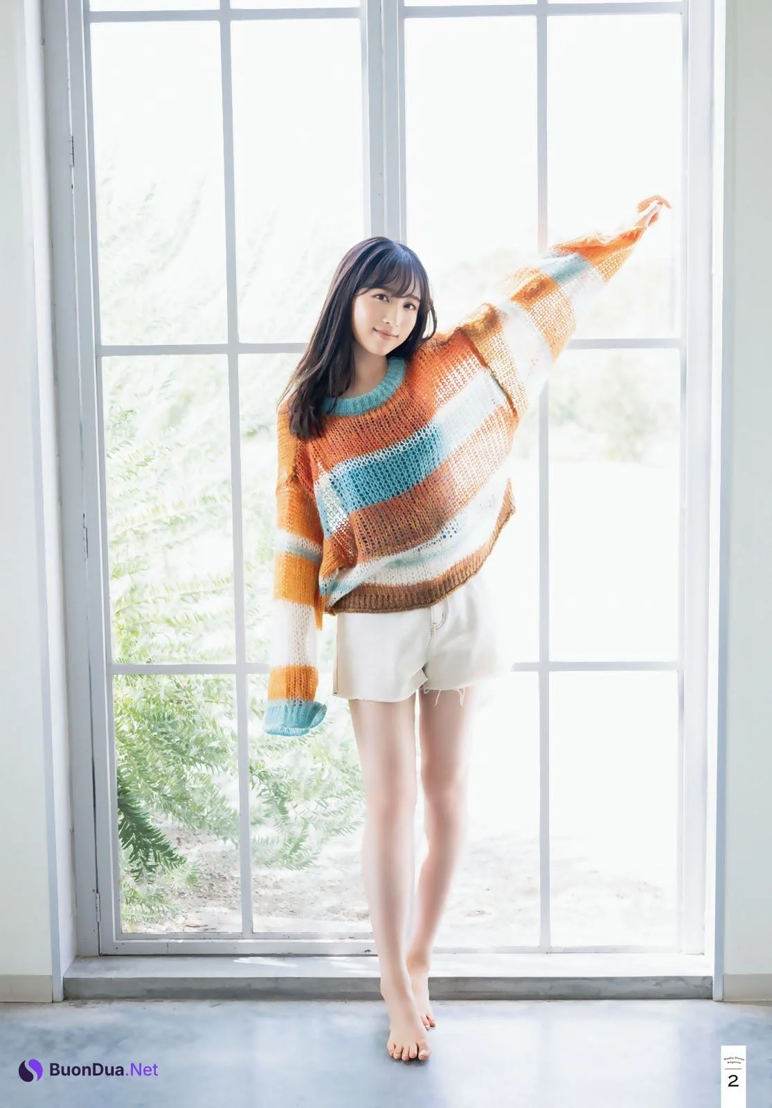 Yui Oguri 小栗有以, Shonen Magazine 2023 No.01 (週刊少年マガジン 2023年1号) - Photo 3
