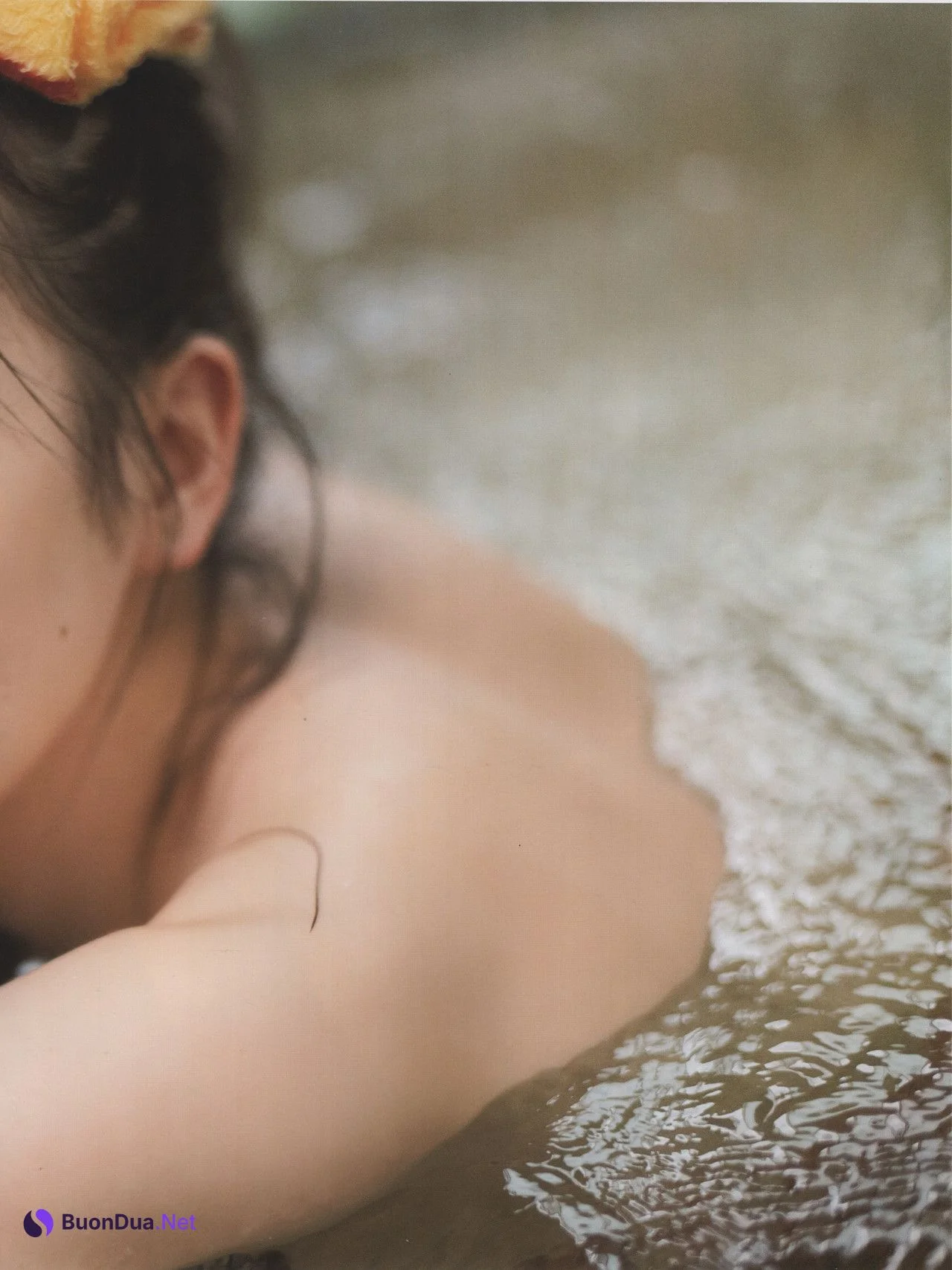 Yui Yokoyama 横山結衣, 1st写真集 [未熟な光] Set.01 - Photo 19