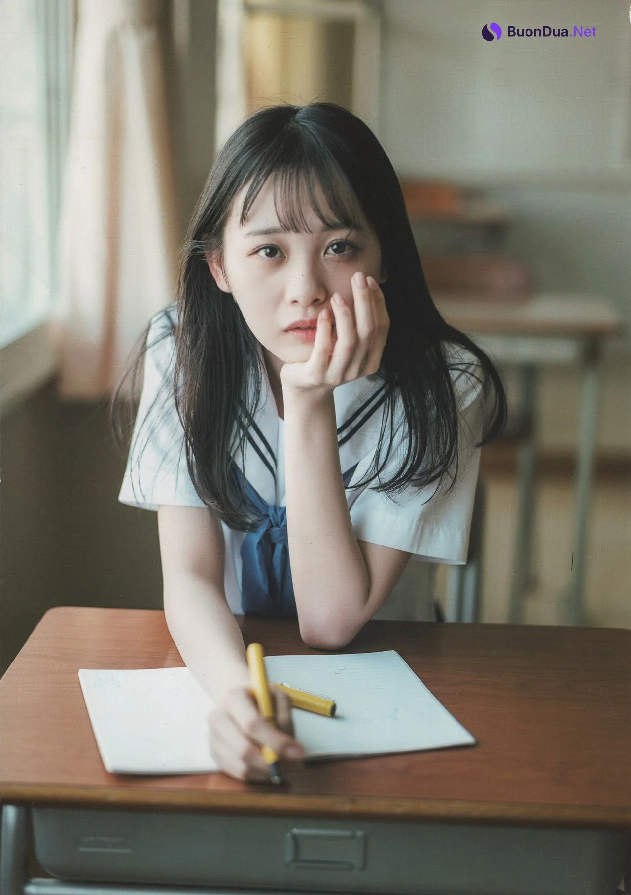 Yui Yokoyama 横山結衣, 1st写真集 [未熟な光] Set.03 - Photo 10