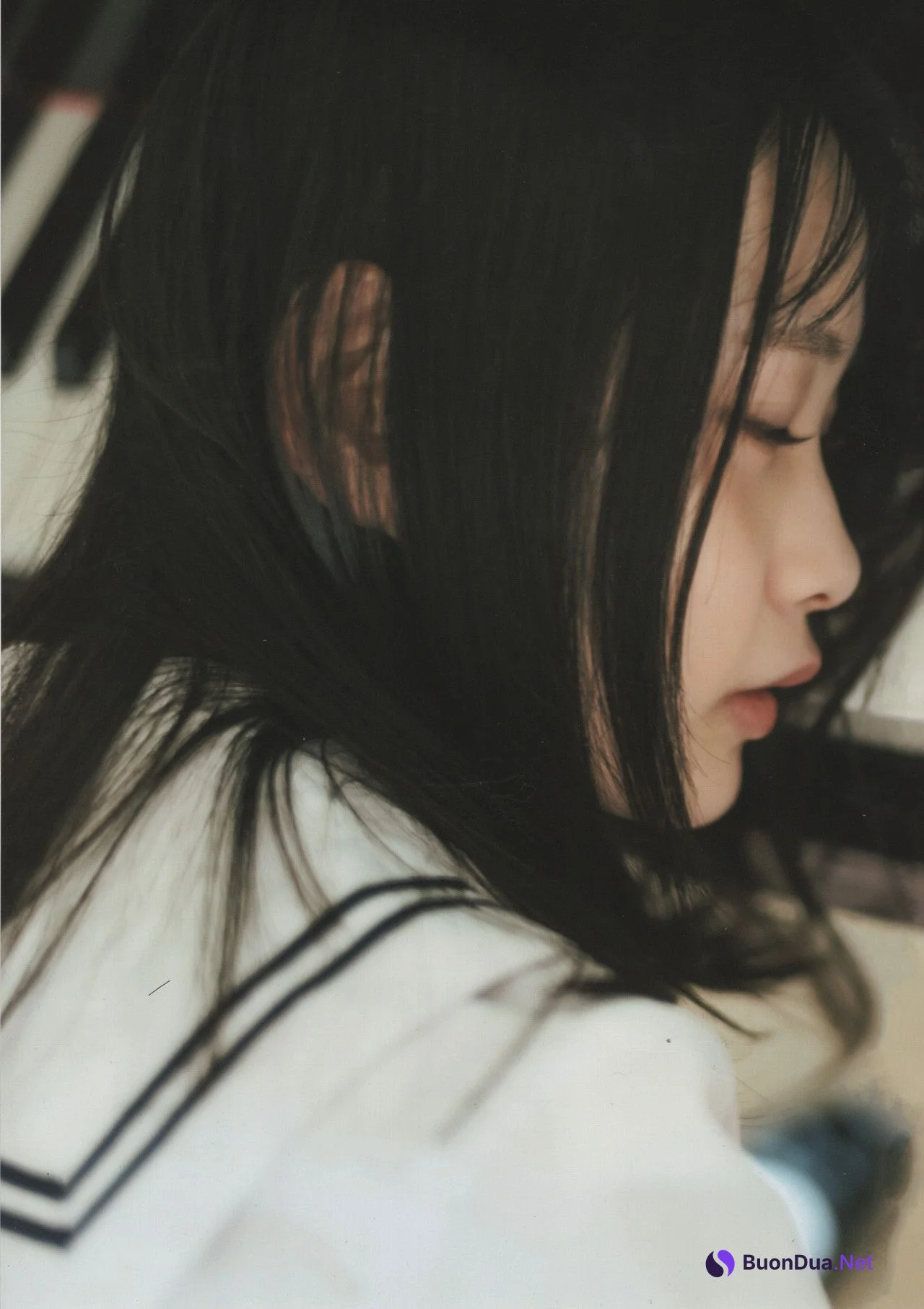 Yui Yokoyama 横山結衣, 1st写真集 [未熟な光] Set.03 - Photo 13