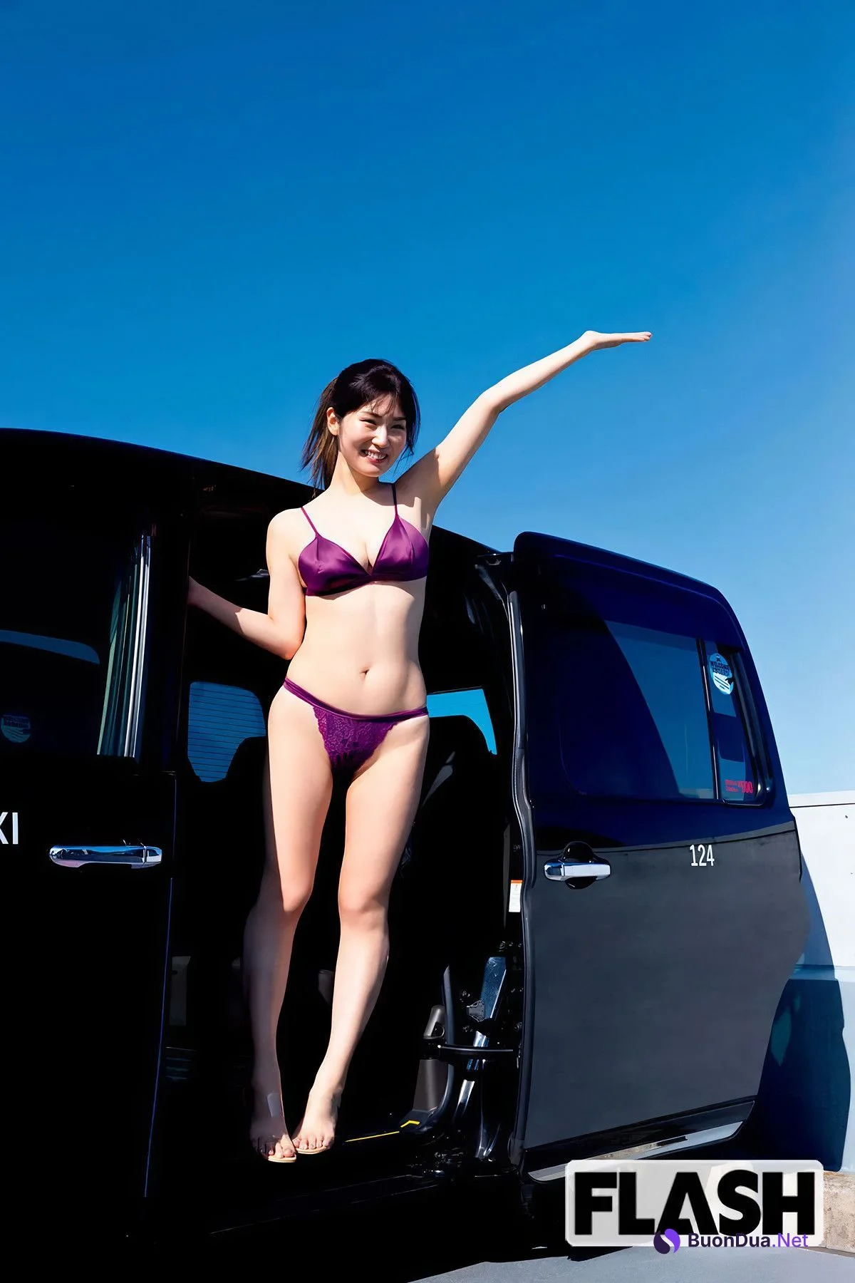 Yuiko Nakajima 中島由依子, FLASH 2025.05.20 (フラッシュ 2025年5月20日号) - Photo 16