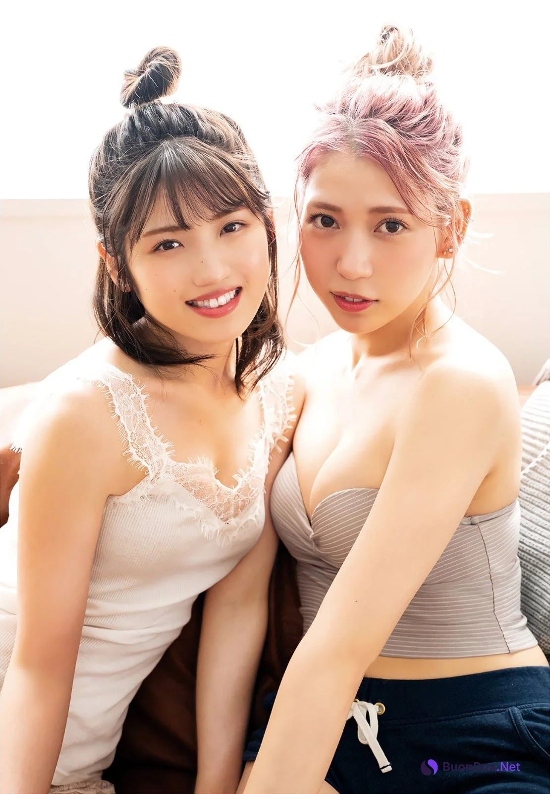 Yuiri Murayama 村山彩希, Shinobu Mogi 茂木忍, Manga Action 2021.02.02 (漫画アクション 2021年2月2日号) - Photo 4