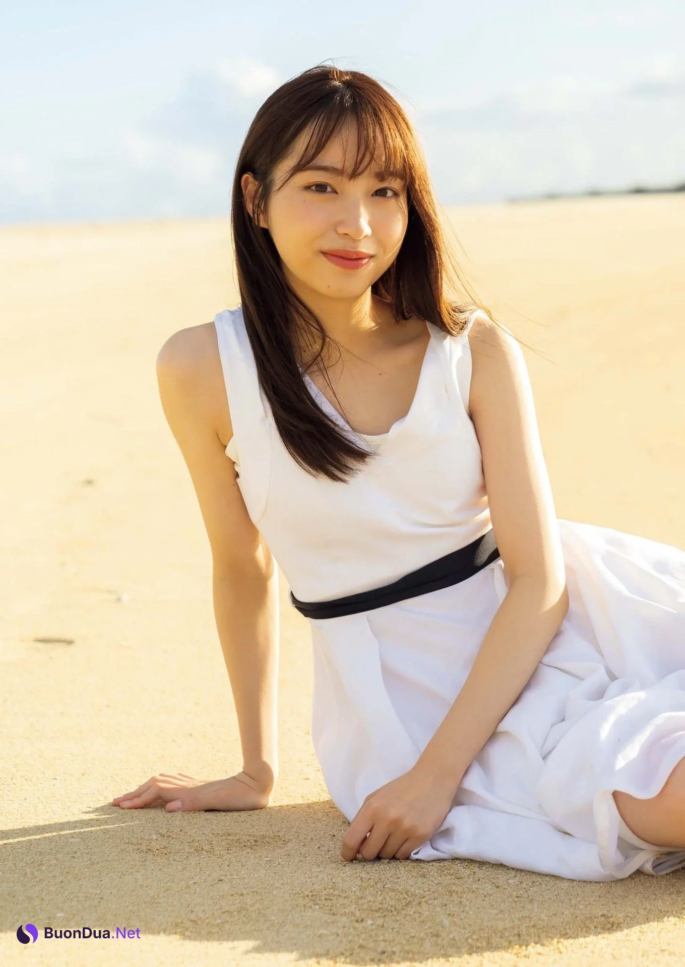 Yuka Hayashi 林佑香, Big Comic Spirits 2023 No.18 (ビッグコミックスピリッツ 2023年18号) - Photo 8