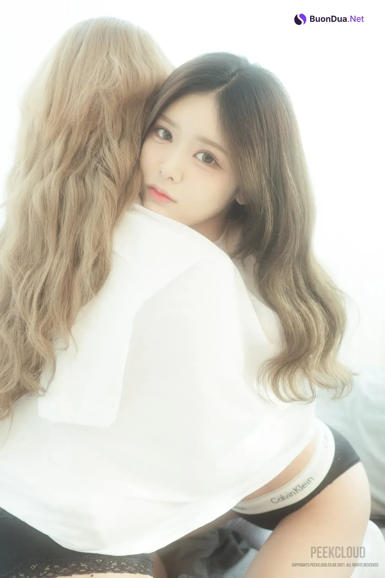 Yuka 유카, Jeong Bomi 정보미, [PEEKCLOUD] Christmas Twin Edition Set.01 - Photo 9
