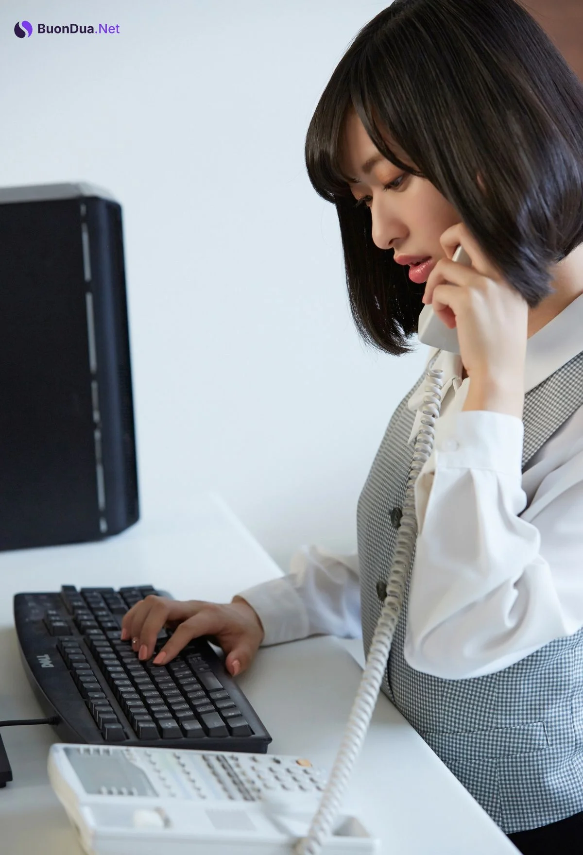 Yuka Kuramochi 倉持由香, 解禁グラビア写真集 倉持由香全巻セット351枚収録尻づくし Set.01 - Photo 6