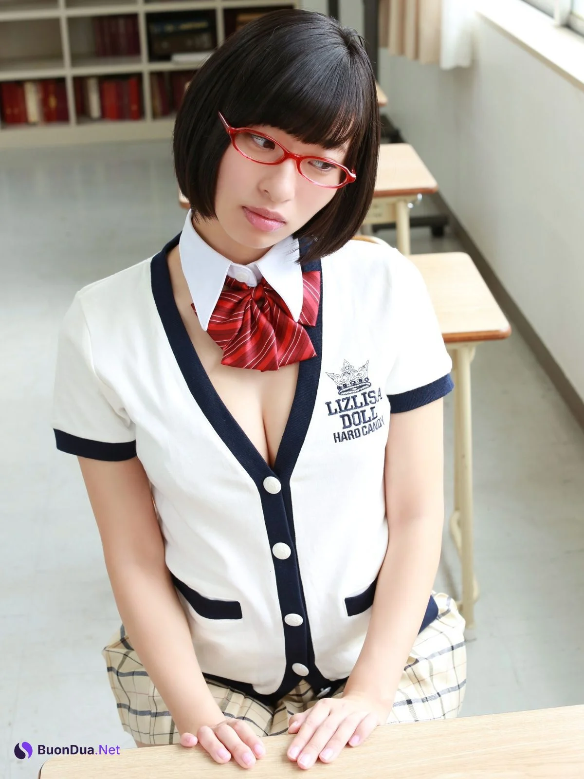Yuka Kuramochi 倉持由香, 解禁グラビア写真集 倉持由香の女子校生とは何事か - Photo 13
