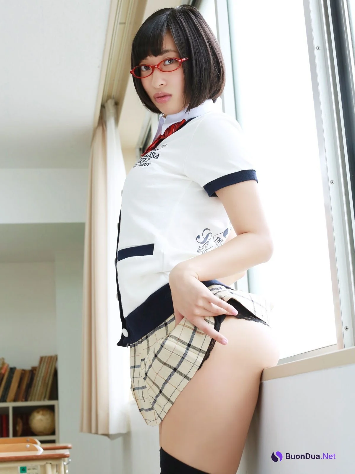 Yuka Kuramochi 倉持由香, 解禁グラビア写真集 倉持由香の女子校生とは何事か - Photo 17