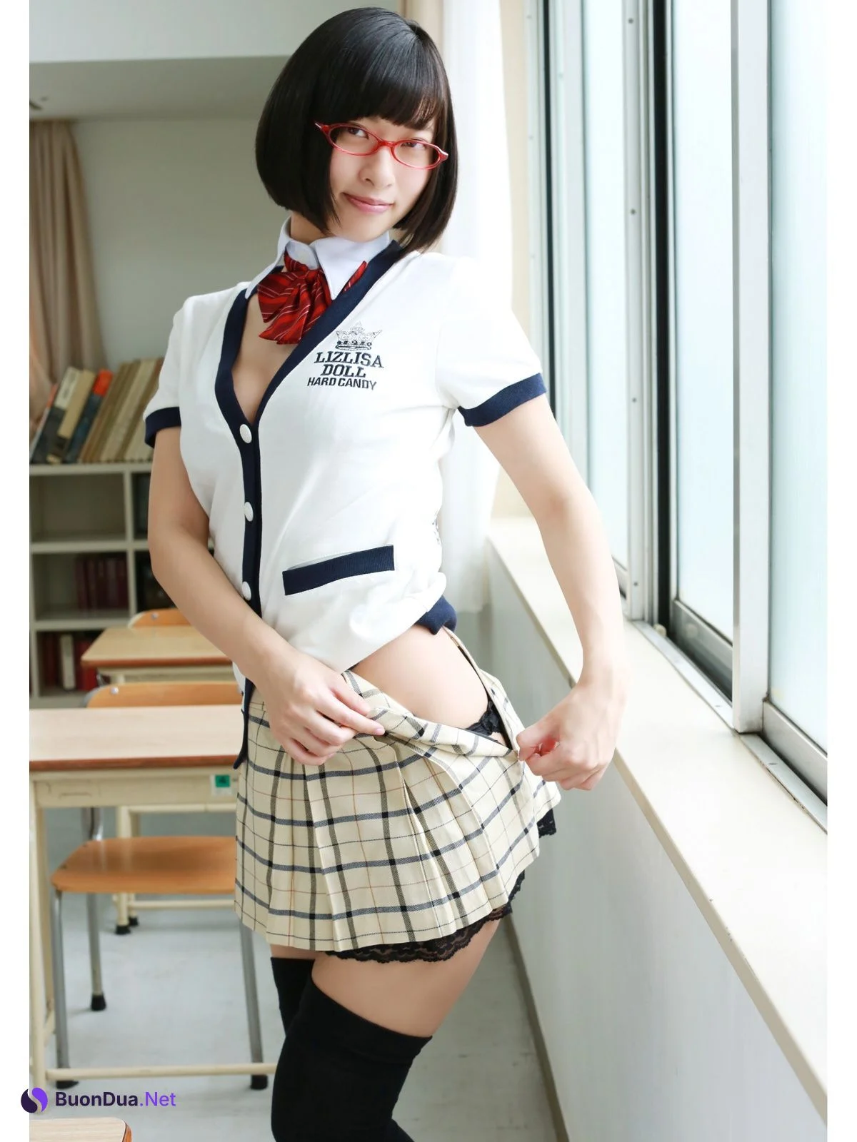 Yuka Kuramochi 倉持由香, 解禁グラビア写真集 倉持由香の女子校生とは何事か - Photo 20