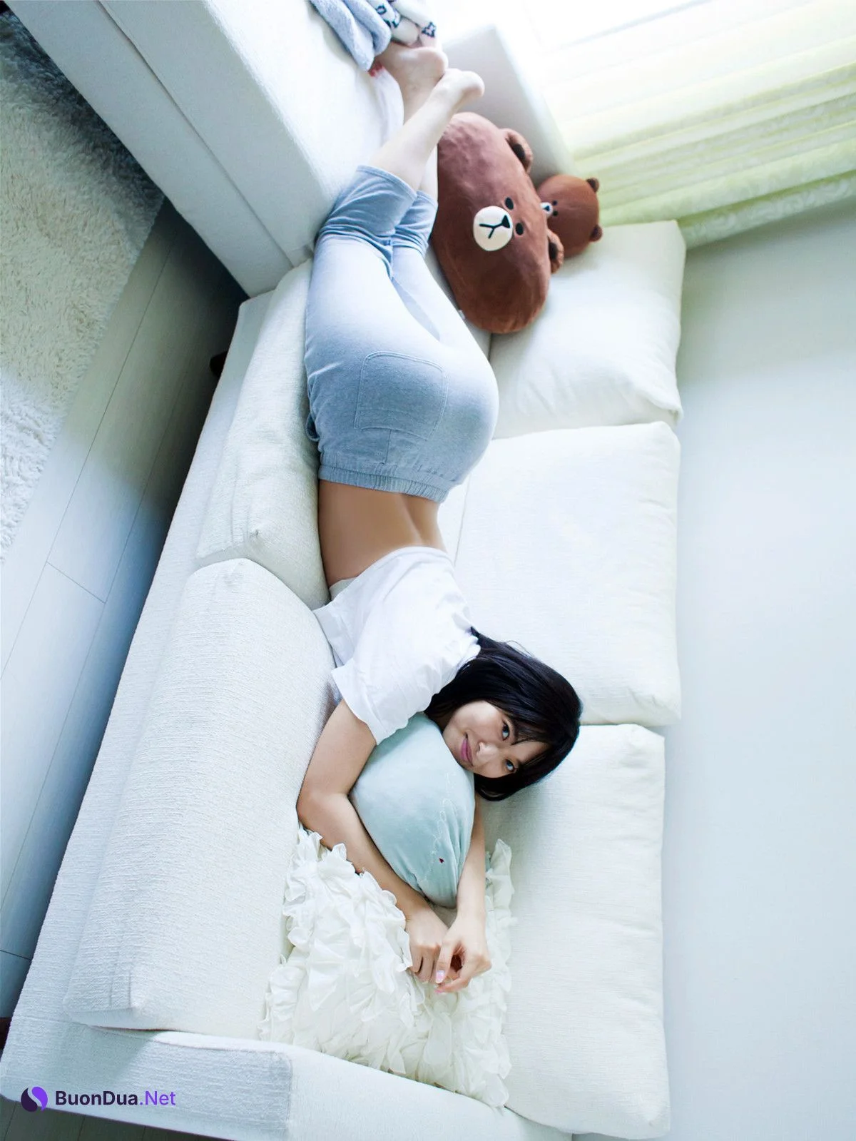 Yuka Kuramochi 倉持由香, FLASHデジタル写真集 自宅タワマン全力尻！前編『濡』 Set.01 - Photo 4