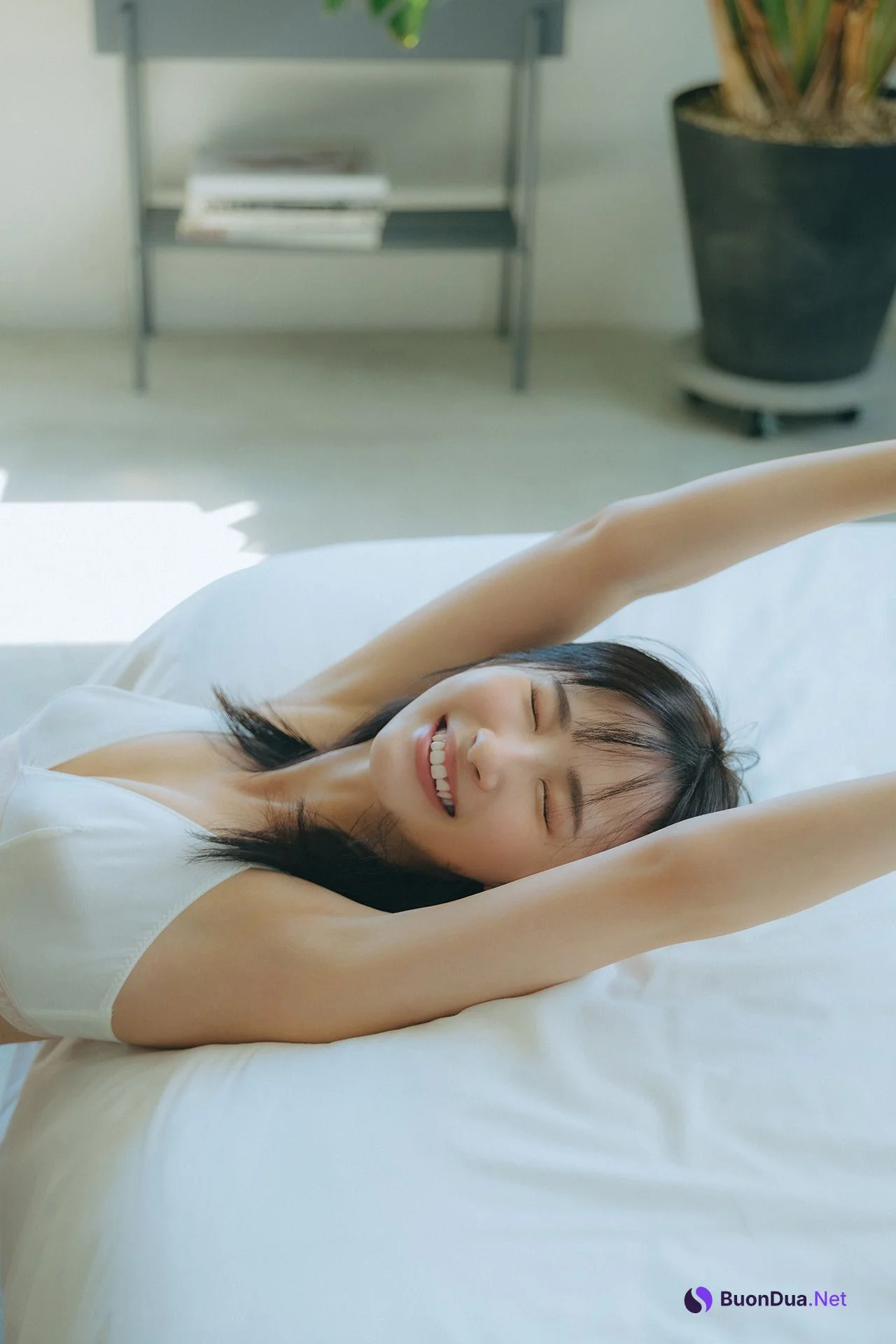 Yuka Oki 沖侑果, FLASHデジタル写真集 [Breaking compliance] Set.01 - Photo 14