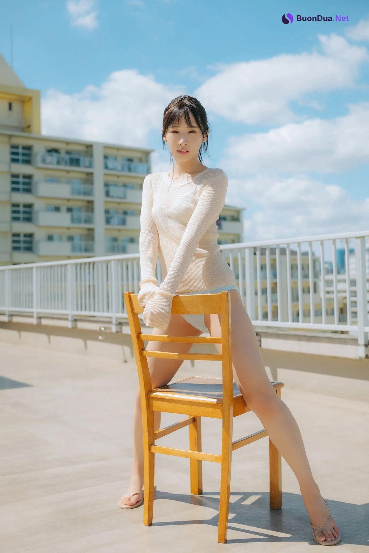 Yuka Oki 沖侑果, FLASHデジタル写真集 [Breaking compliance] Set.01 - Photo 4