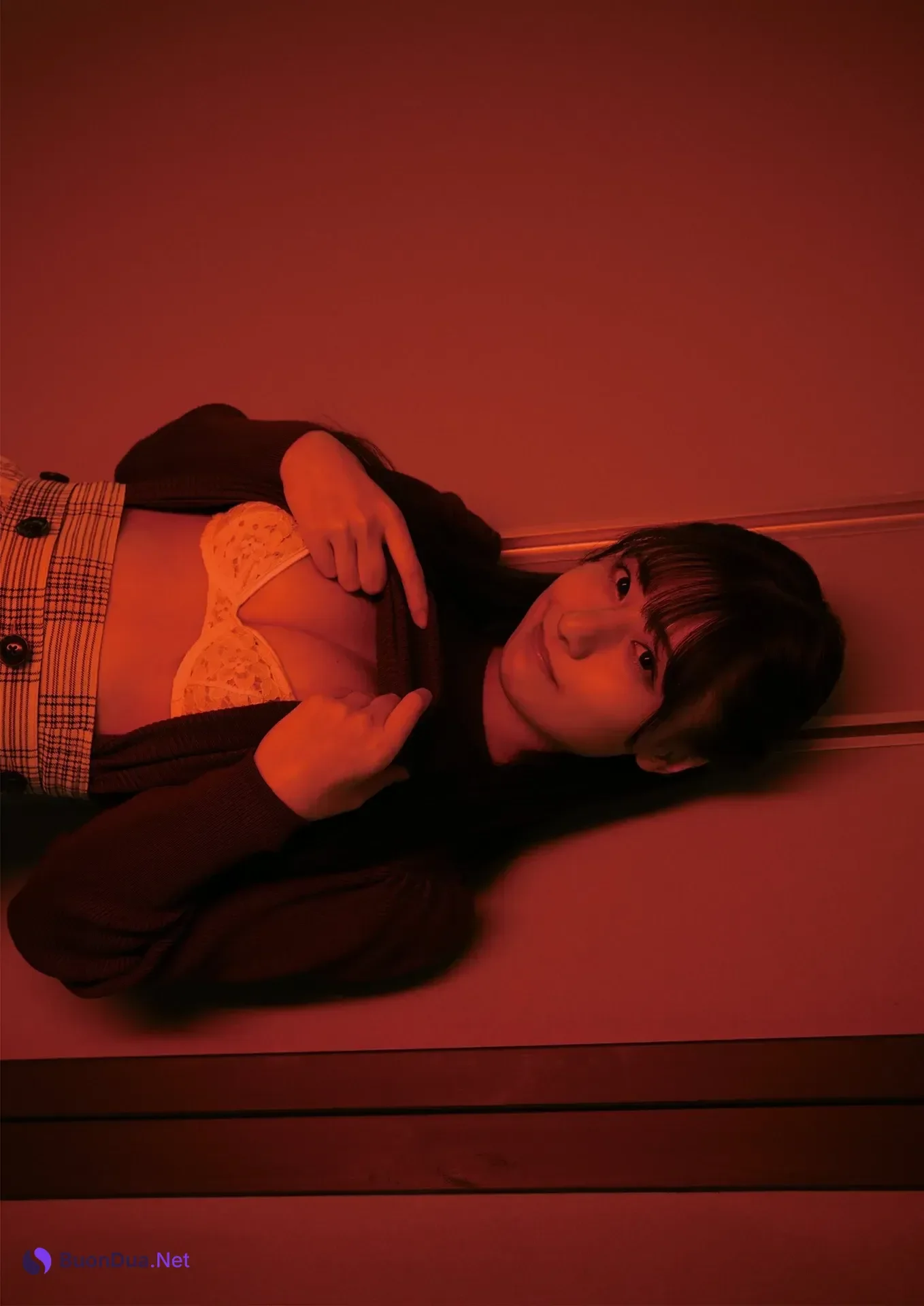 Yuka Suzuki 鈴木優香, BUBKAデジタル写真集 「W-DAY on the floor」 Set.02 - Photo 11