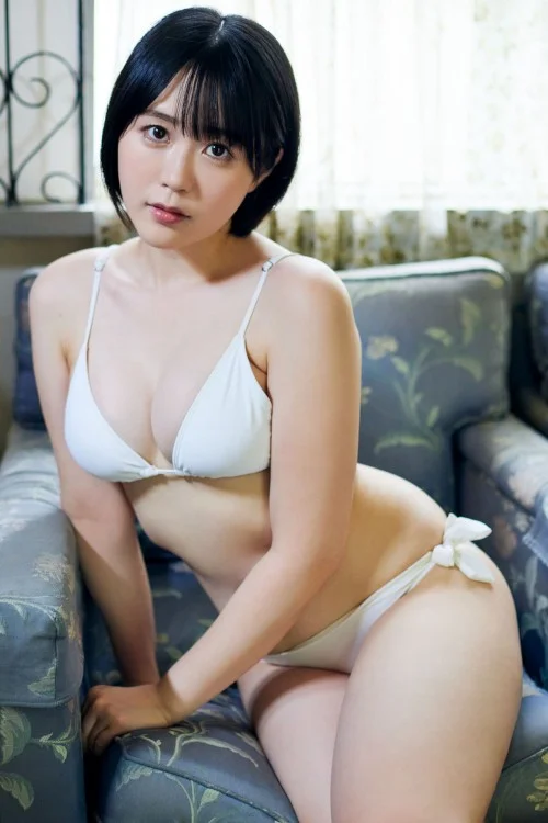 Yuki Yomichi 夜道雪, ＦＲＩＤＡＹデジタル写真集 「人気声優のマシュマロボディ」 Set.01