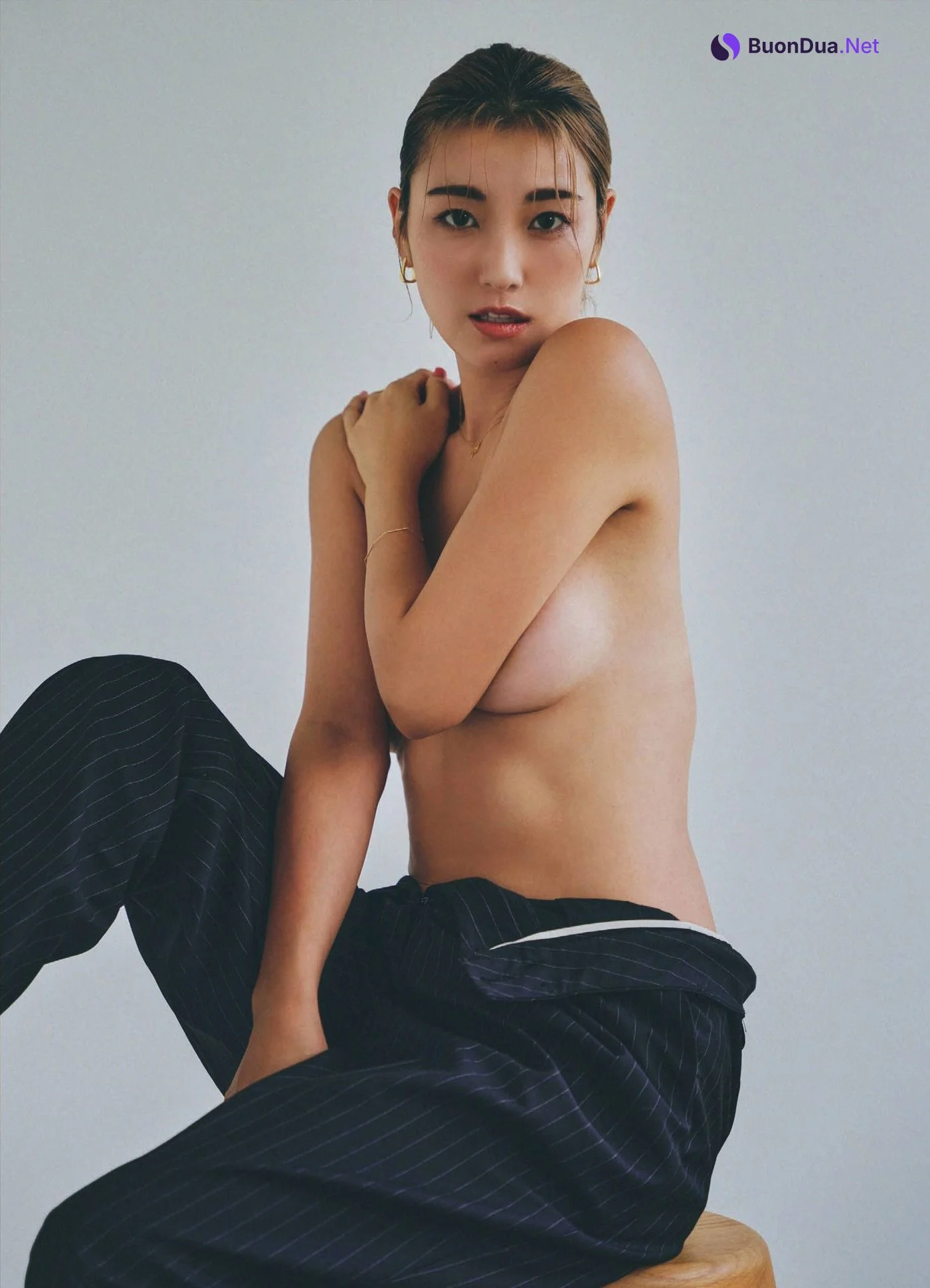 Yukina Kinoshita 木下優樹菜, FLASH 2022.04.12 (フラッシュ 2022年4月12日号) - Photo 3