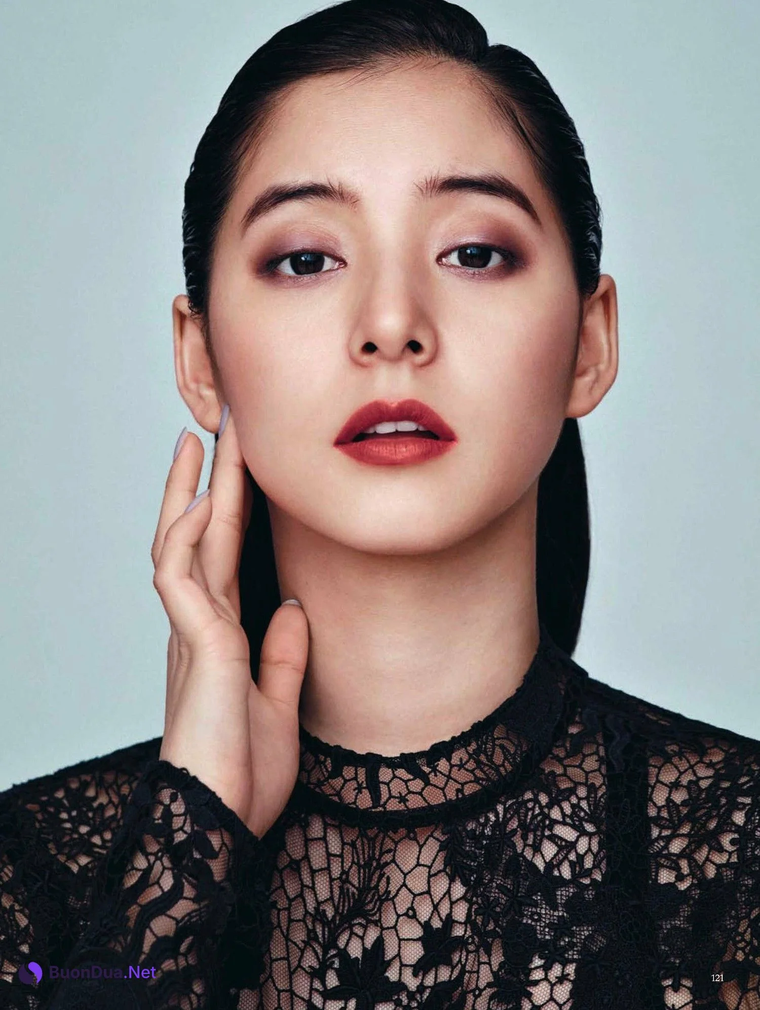 Yuko Araki 新木優子, Harper’s Bazaar Japan ハーパーズ バザー 2024.03 - Photo 12