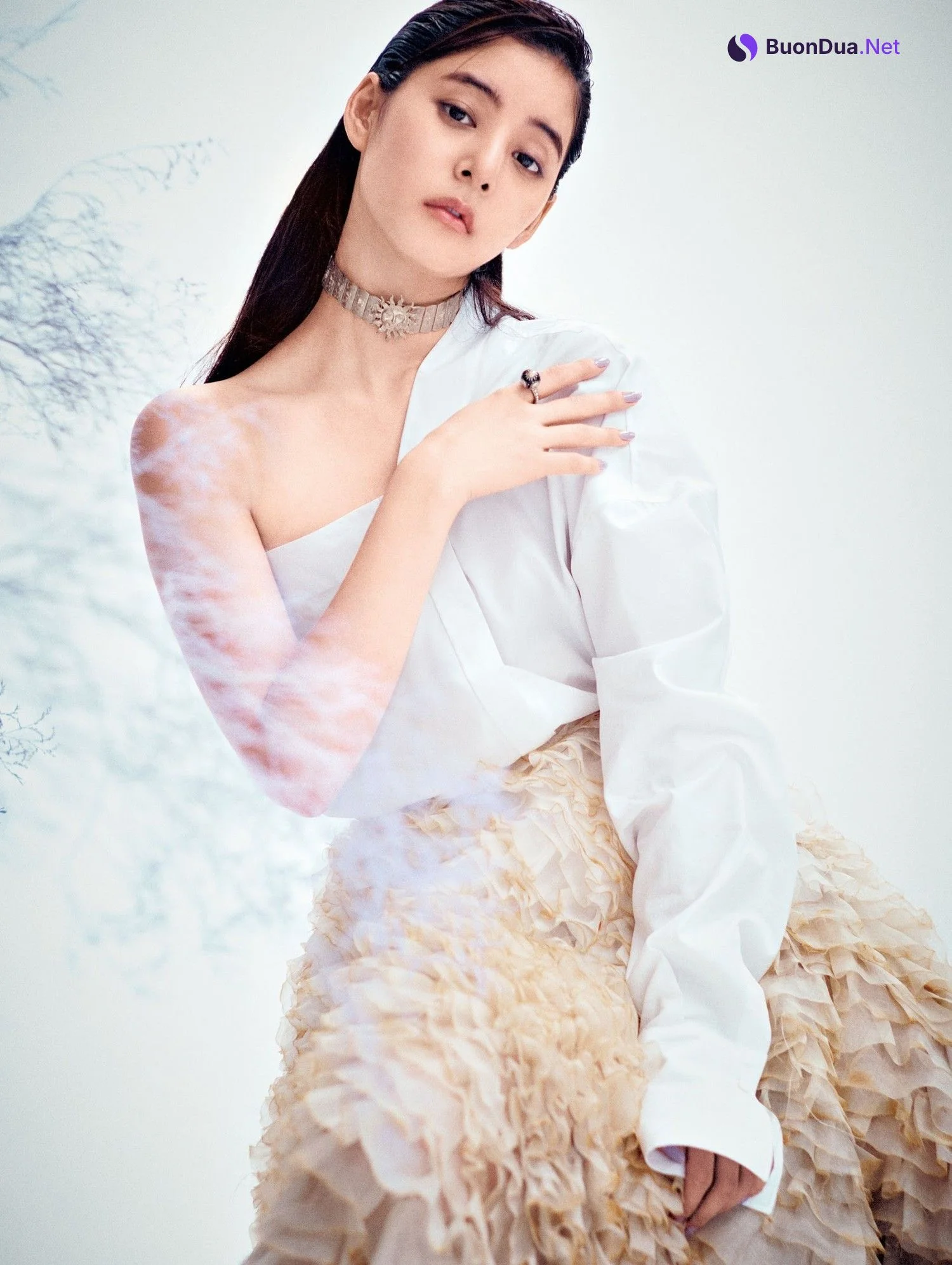 Yuko Araki 新木優子, Harper’s Bazaar Japan ハーパーズ バザー 2024.03 - Photo 14