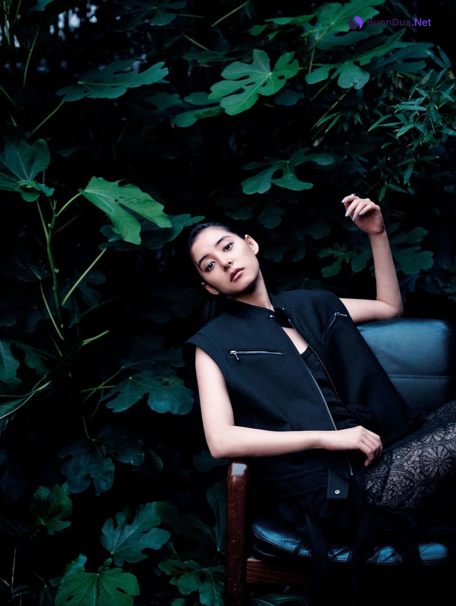 Yuko Araki 新木優子, Harper’s Bazaar Japan ハーパーズ バザー 2024.03 - Photo 15