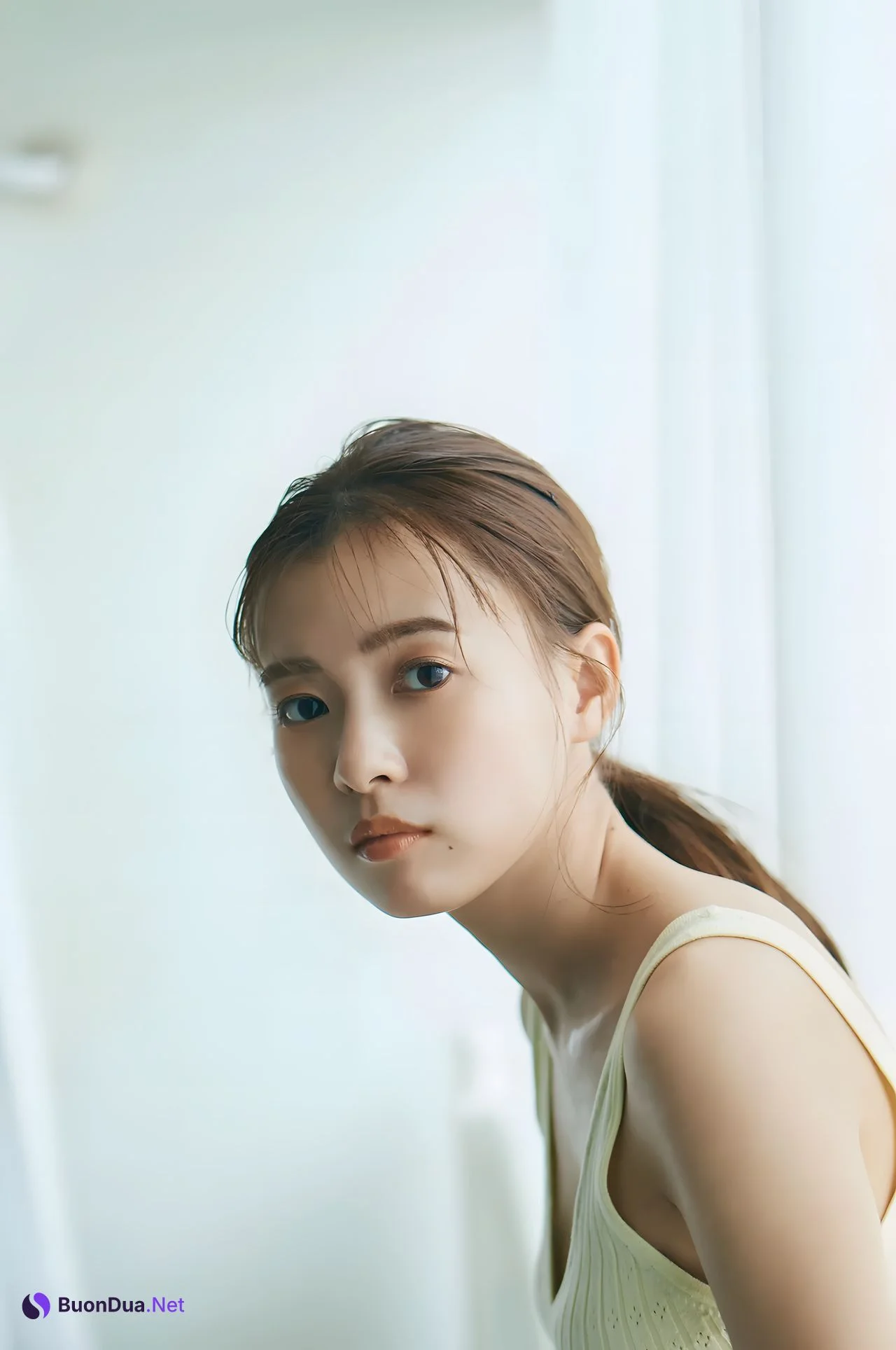 Yume Shinjo 新條由芽, FRIDAYデジタル写真集 「キラメキ美肌」 Set.01 - Photo 3