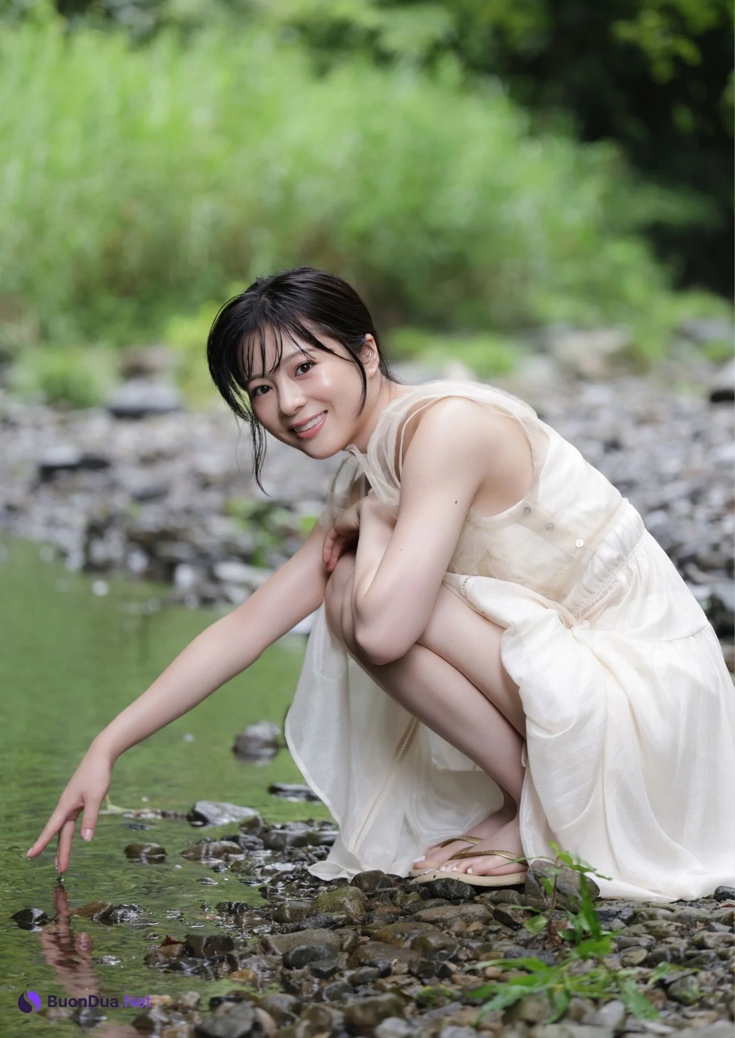 Yume Takeuchi 竹内夢, Young Jump 2025 No.38 (ヤングジャンプ 2025年38号) - Photo 10