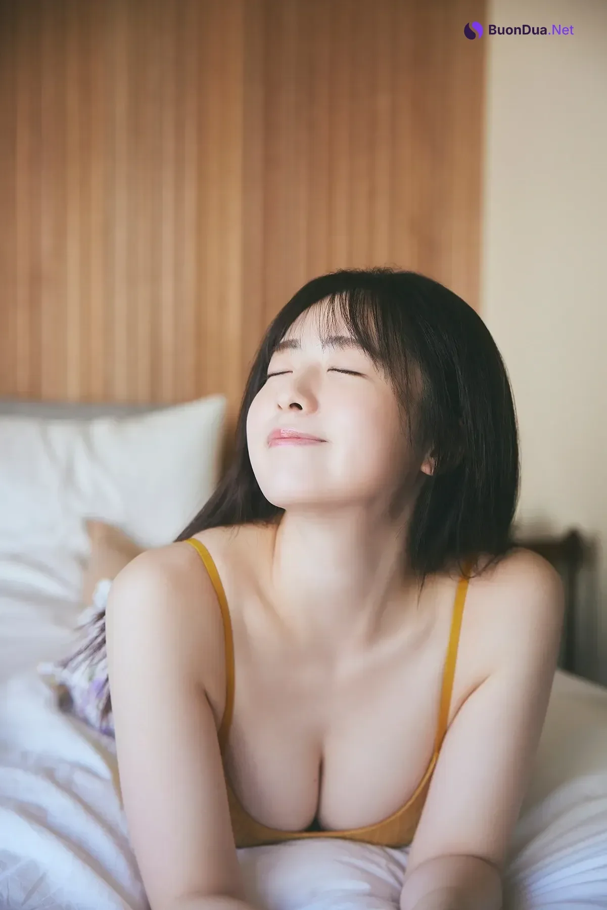 Yumena Nishino 西野夢菜, 写真集 「透明感、100パーセント。」 - Photo 10