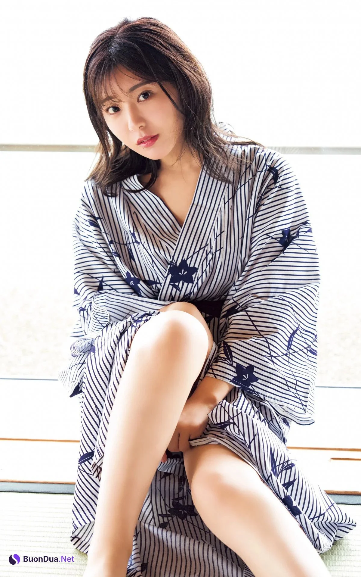 Yumeno Shirato 白戸ゆめの, Young Jump 2025 No.32 (ヤングジャンプ 2025年32号) - Photo 14