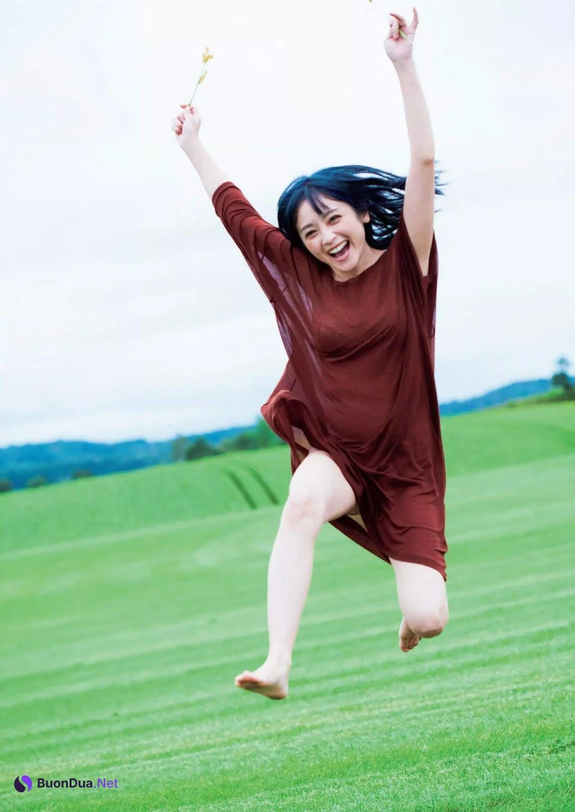 Yumi Adachi 安達祐実, Weekly Playboy 2019 No.39-40 (週刊プレイボーイ 2019年39-40号) - Photo 12