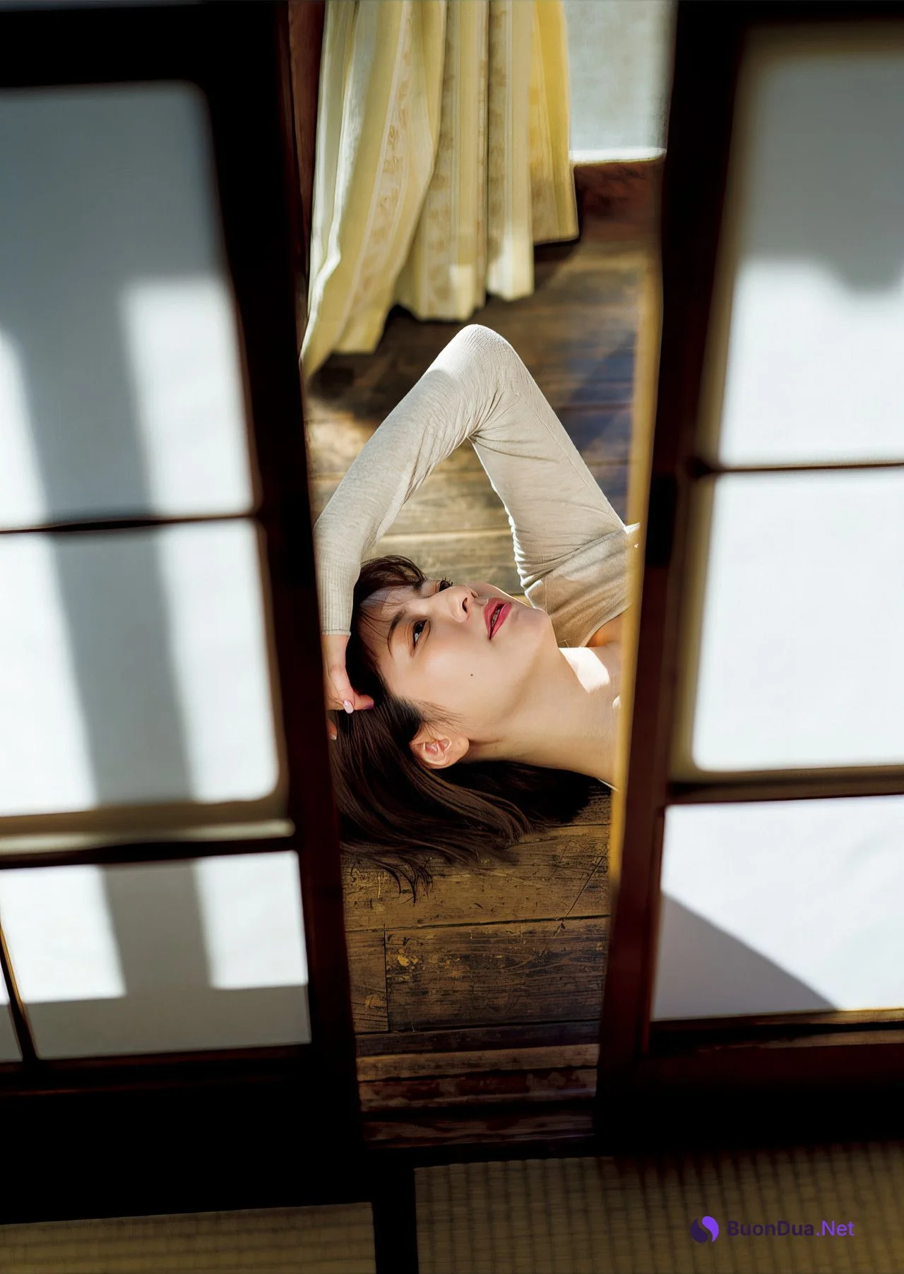 Yumi Sugimoto 杉本有美, 写真集 『 蝶光 』 Set.01 - Photo 19
