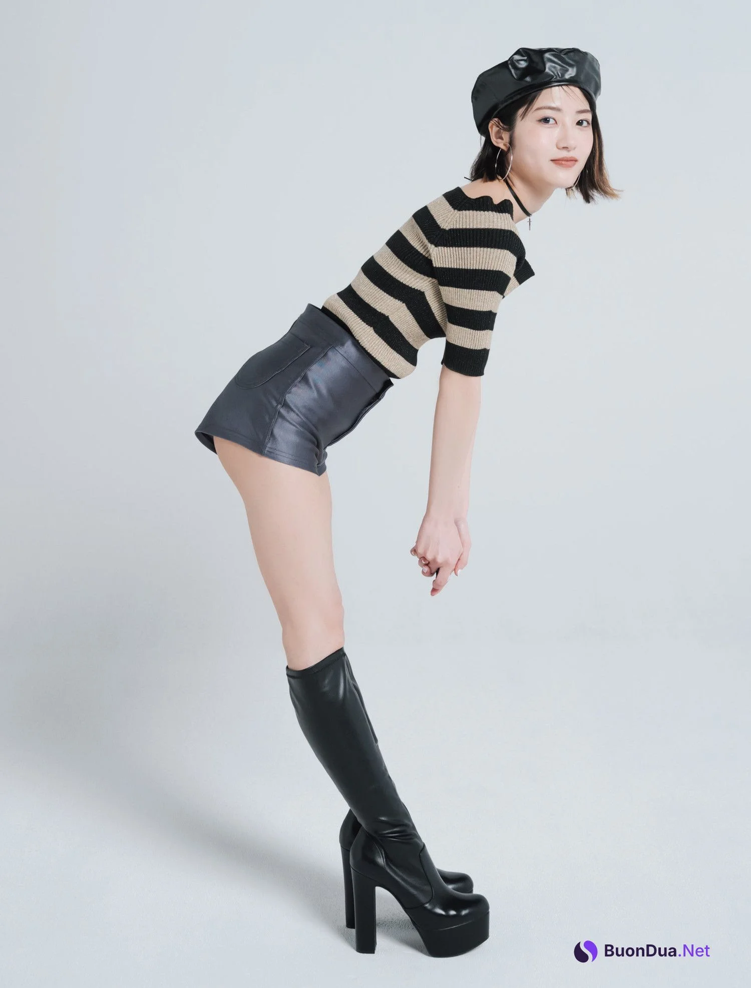 Yumi Wakatsuki 若月佑美, Weekly SPA! 2023.07.04 (週刊SPA! 2023年7月4日号) - Photo 9