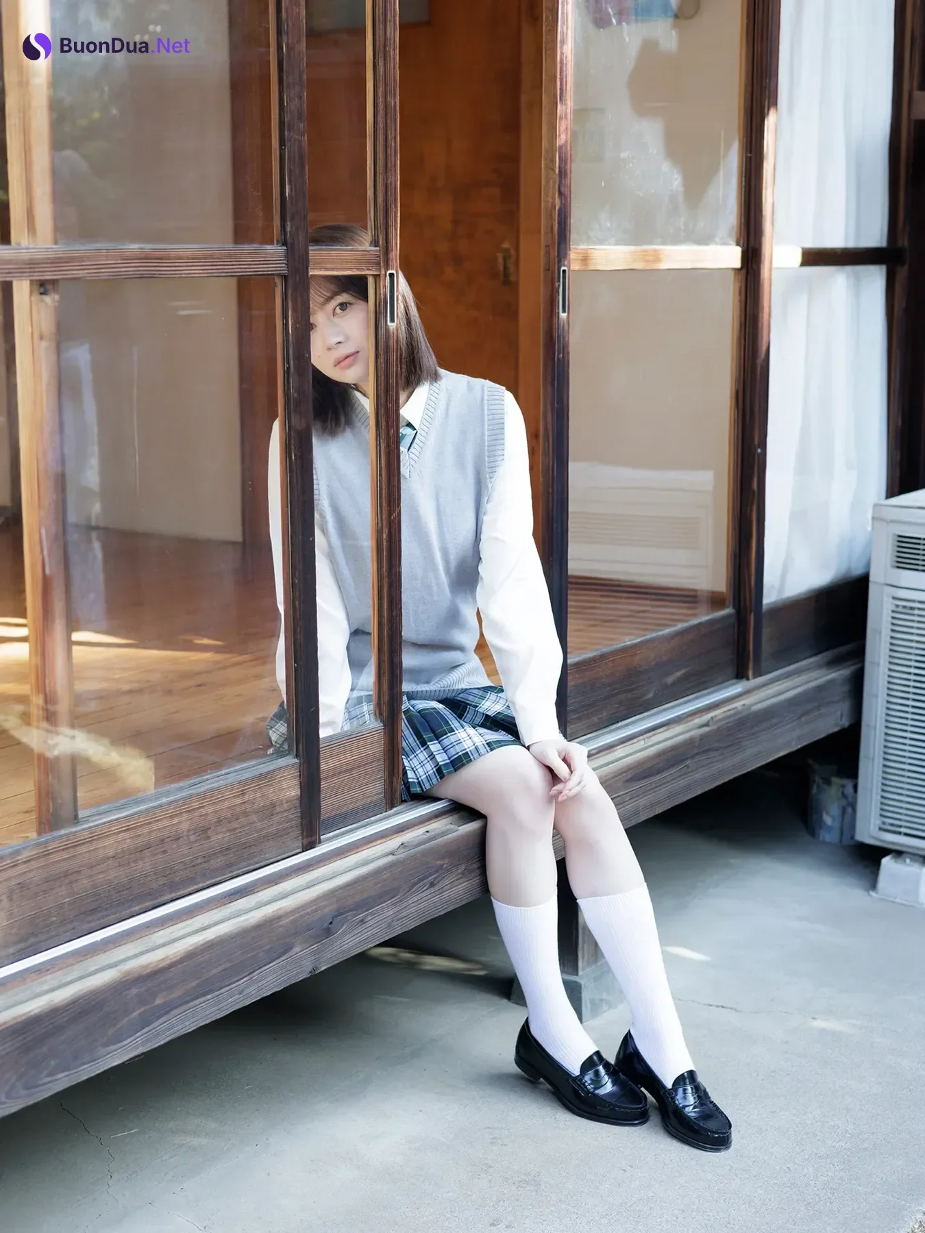 Yuna Ego 江籠裕奈, デジタル写真集 ドキッ！ ENTAME36℃デジタル写真集 - รูปภาพ 2