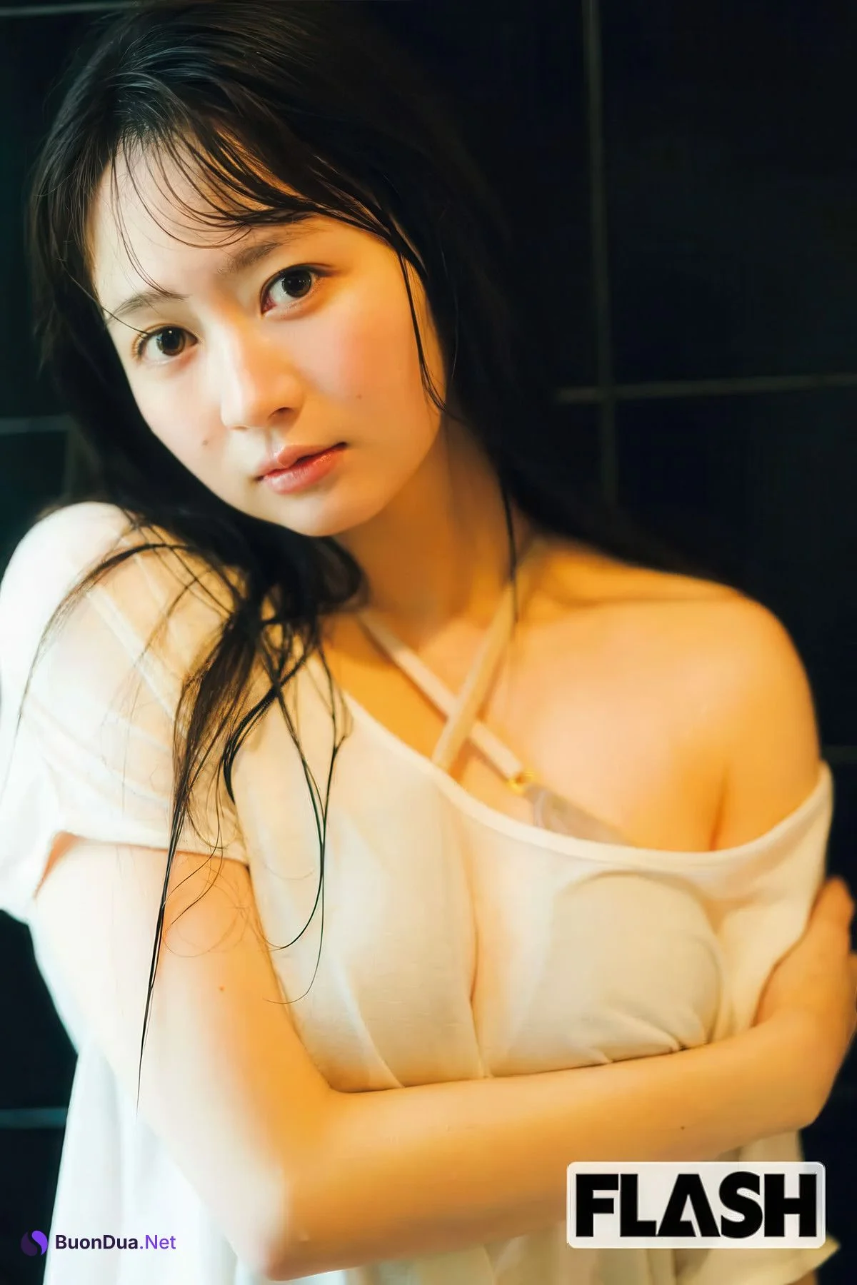Yuna Ego 江籠裕奈, FLASH 2025.07.08 (フラッシュ 2025年7月8日号) - Photo 5