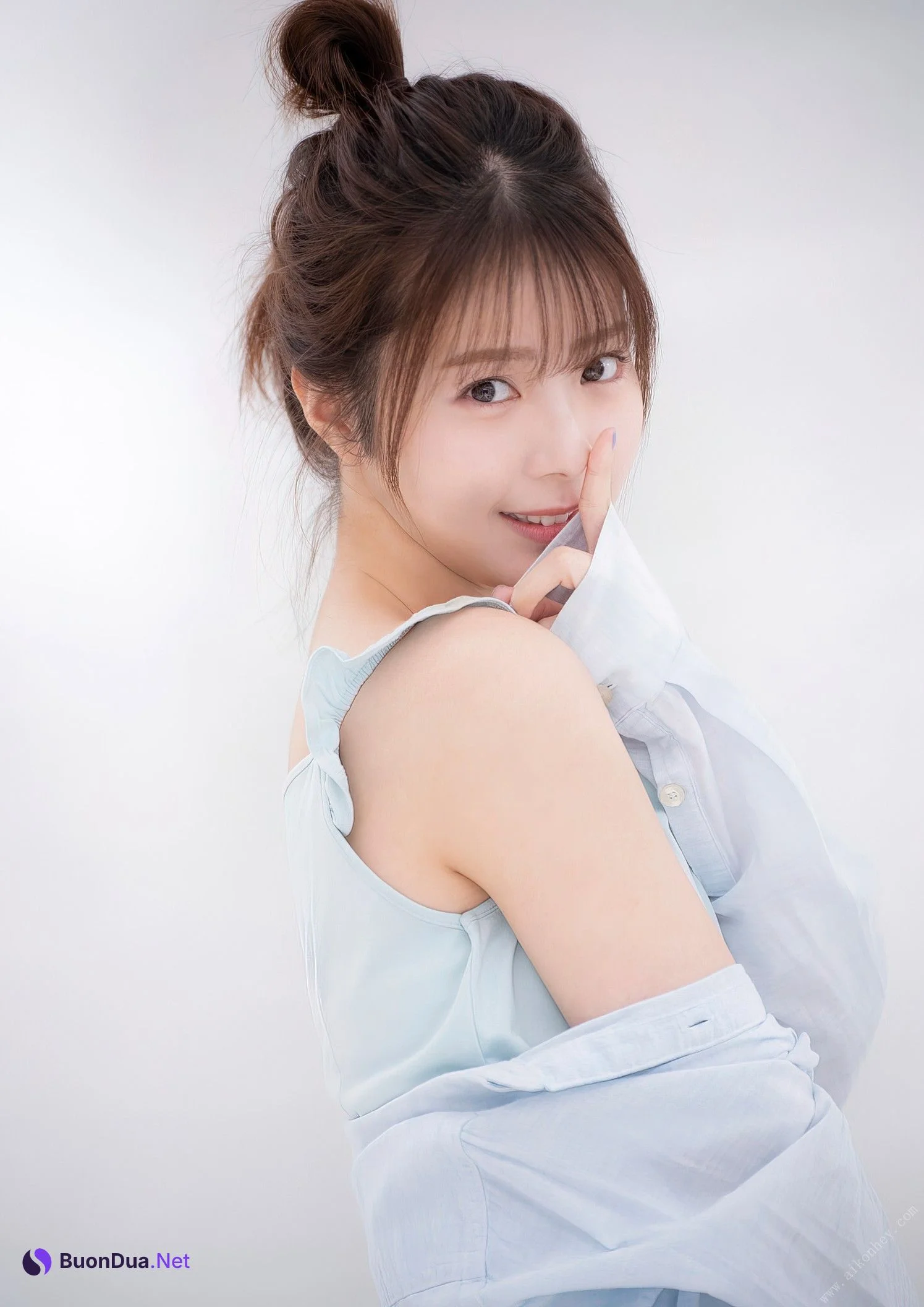 Yuna Hoshino 星乃夢奈, スピ/サン グラビアフォトブック 「Dreaming of Star」 Set.01 - Photo 3