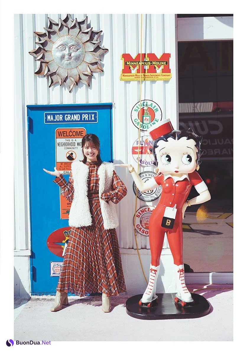 Yuna Hoshino 星乃夢奈, Shonen Sunday 2022 No.52 (週刊少年サンデー 2022年52号) - รูปภาพ 5