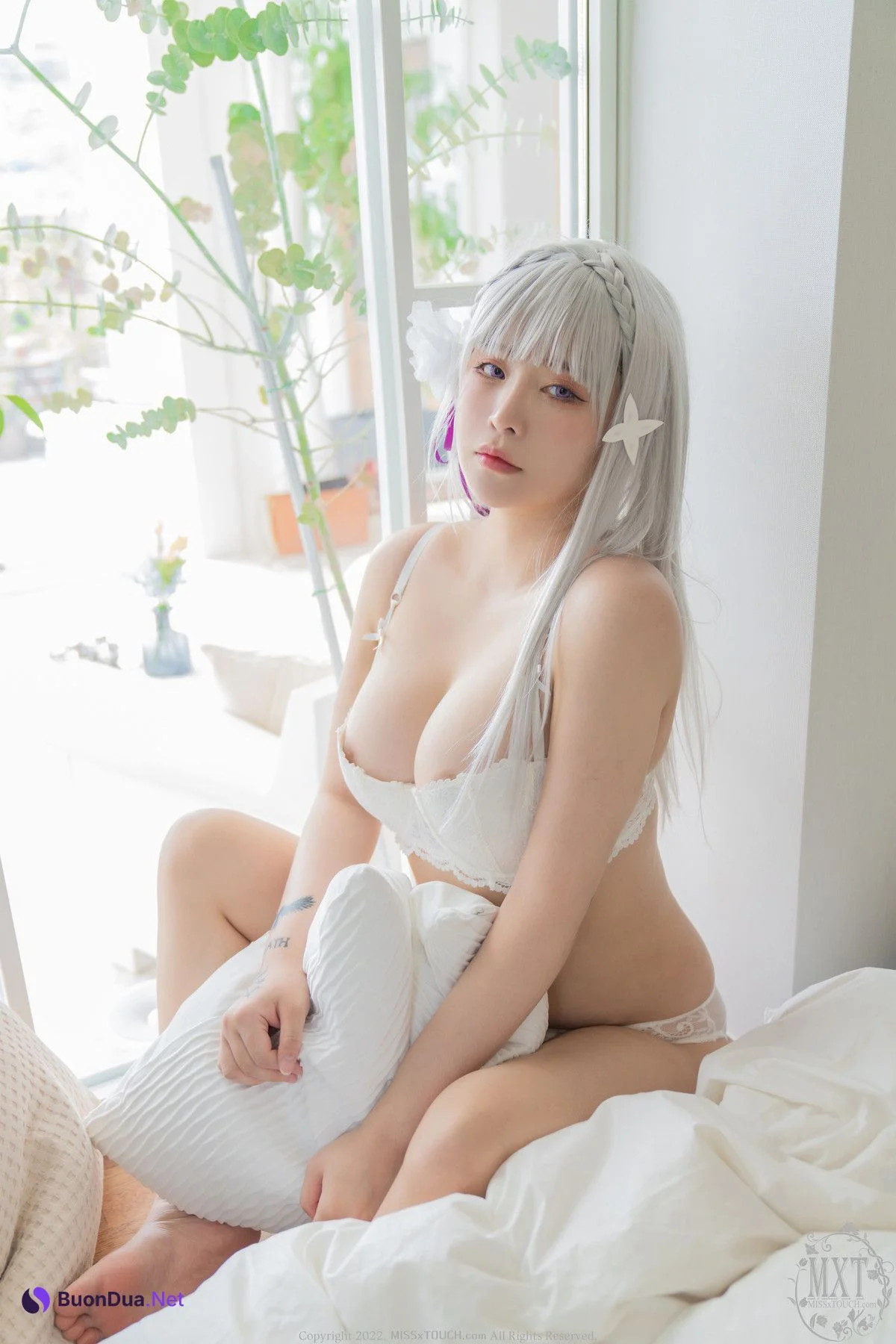 Yuna 유나, [MISS TOUCH] Vol.52 Photobook Set.01 - Photo 7
