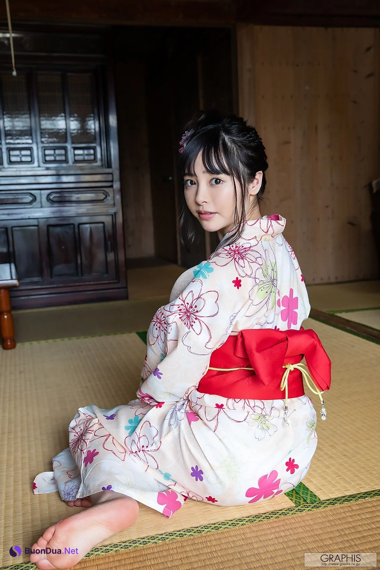 Yuna Ogura 小倉由菜, [Graphis] Gals 「Yunacent Cute」 Vol.04 - Photo 2