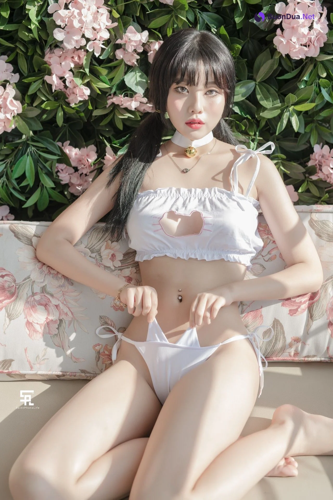 YUNA 윤아, [SAINT Photolife] BLOOM Vol.01 – Set.01 - Photo 18